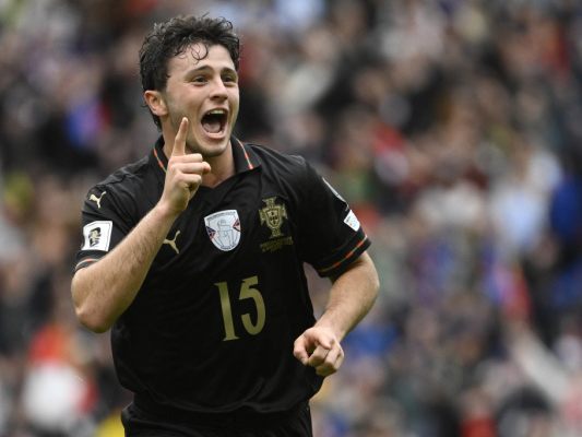 Joao Neves trifft dreifach und fährt mit Portugal zur WM