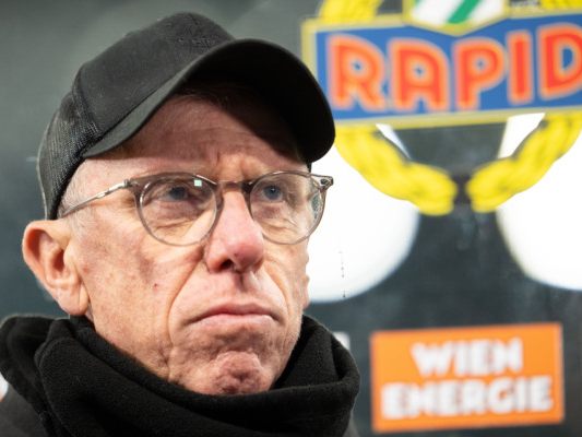 Rapid-Coach Stöger nach 1:4 in Polen angezählt