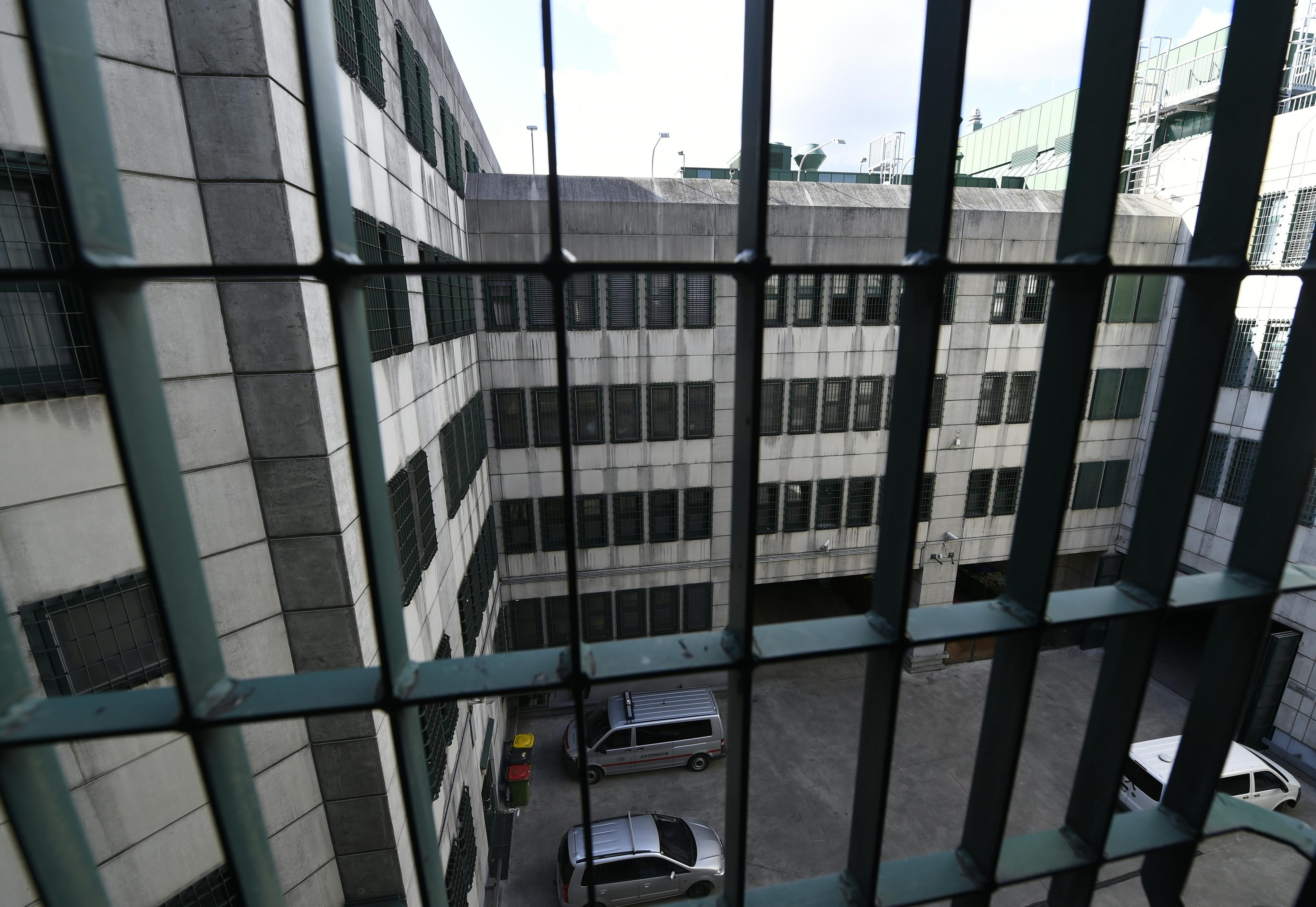 Nach Freispruch in Missbrauchsfall: Zwei Burschen in U-Haft wegen Raubverdachts