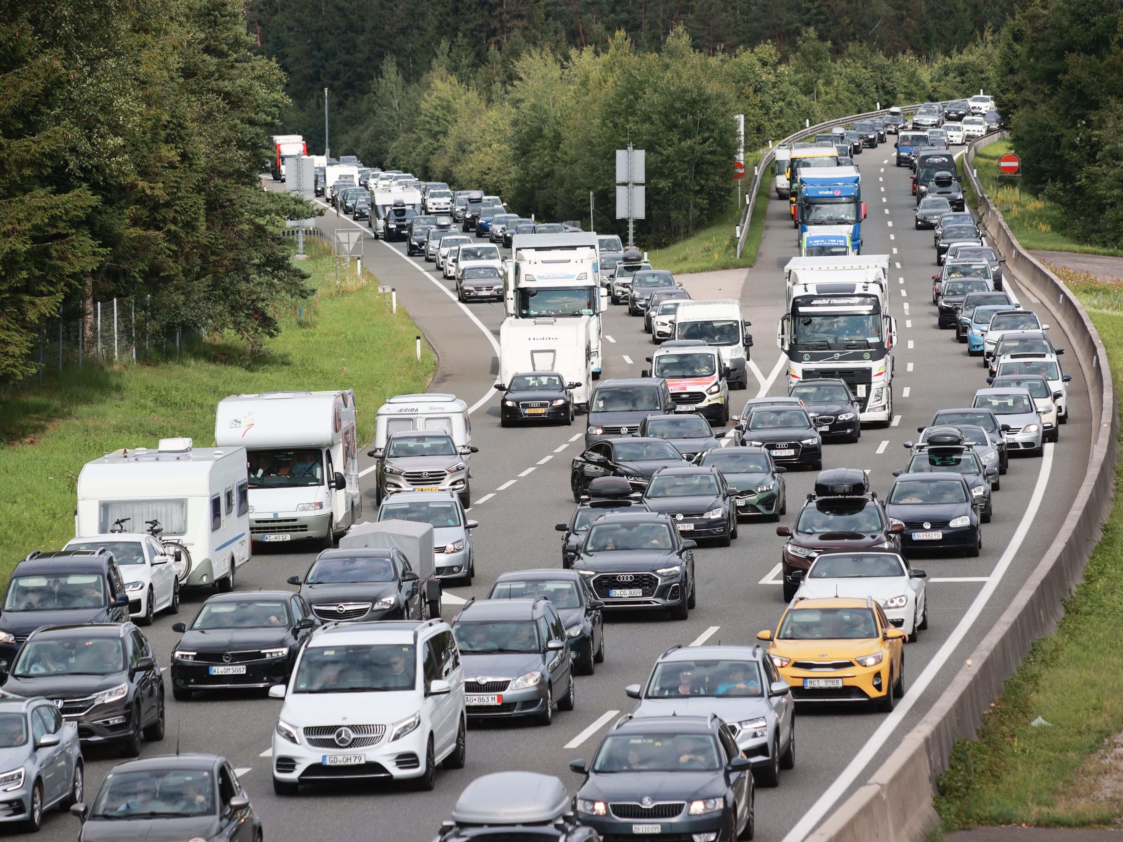 Am Wochenende kann es vermehrt zu Staus kommen.