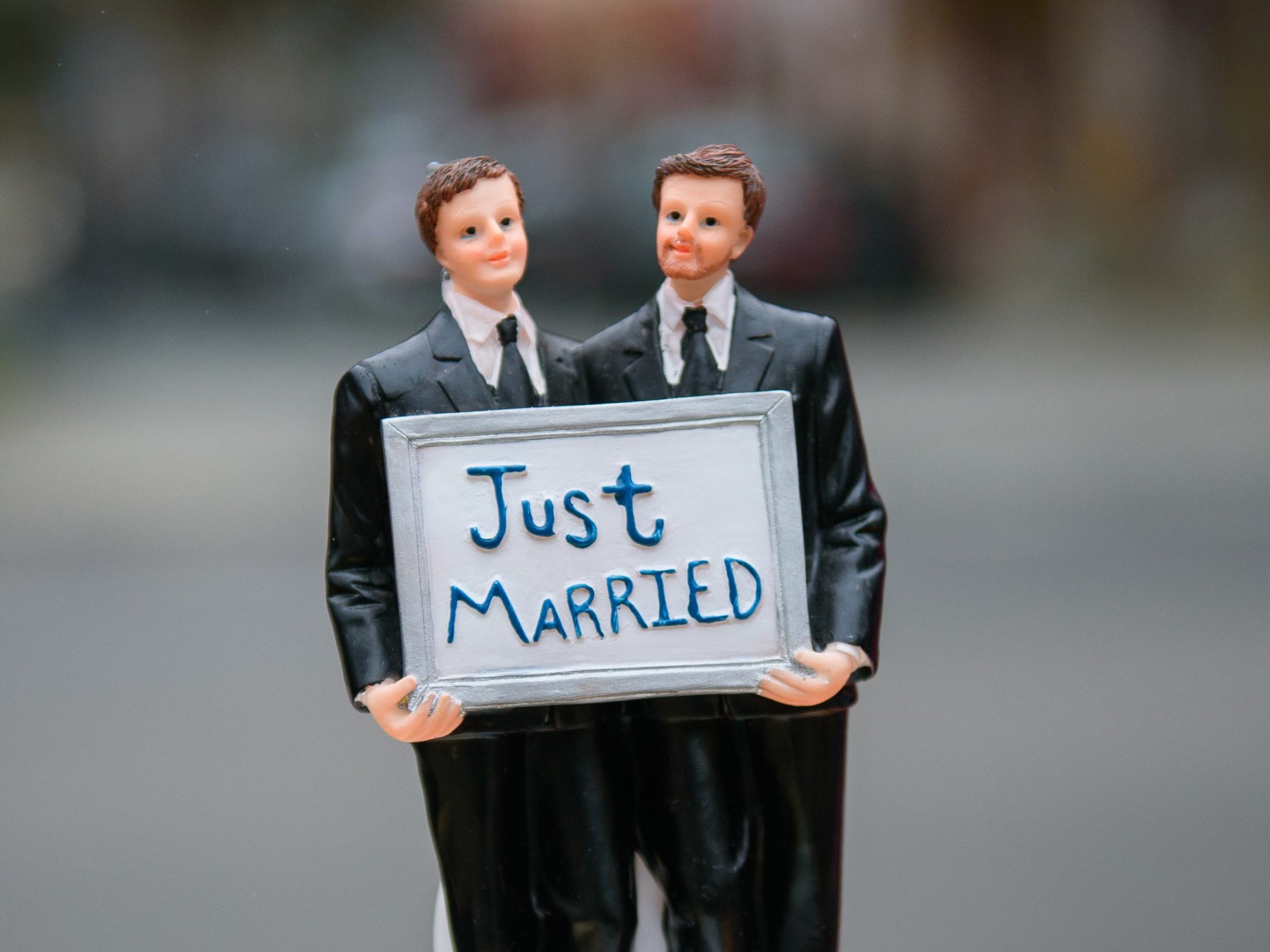 Polen muss die gleichgeschlechtliche Ehe anerkennen.