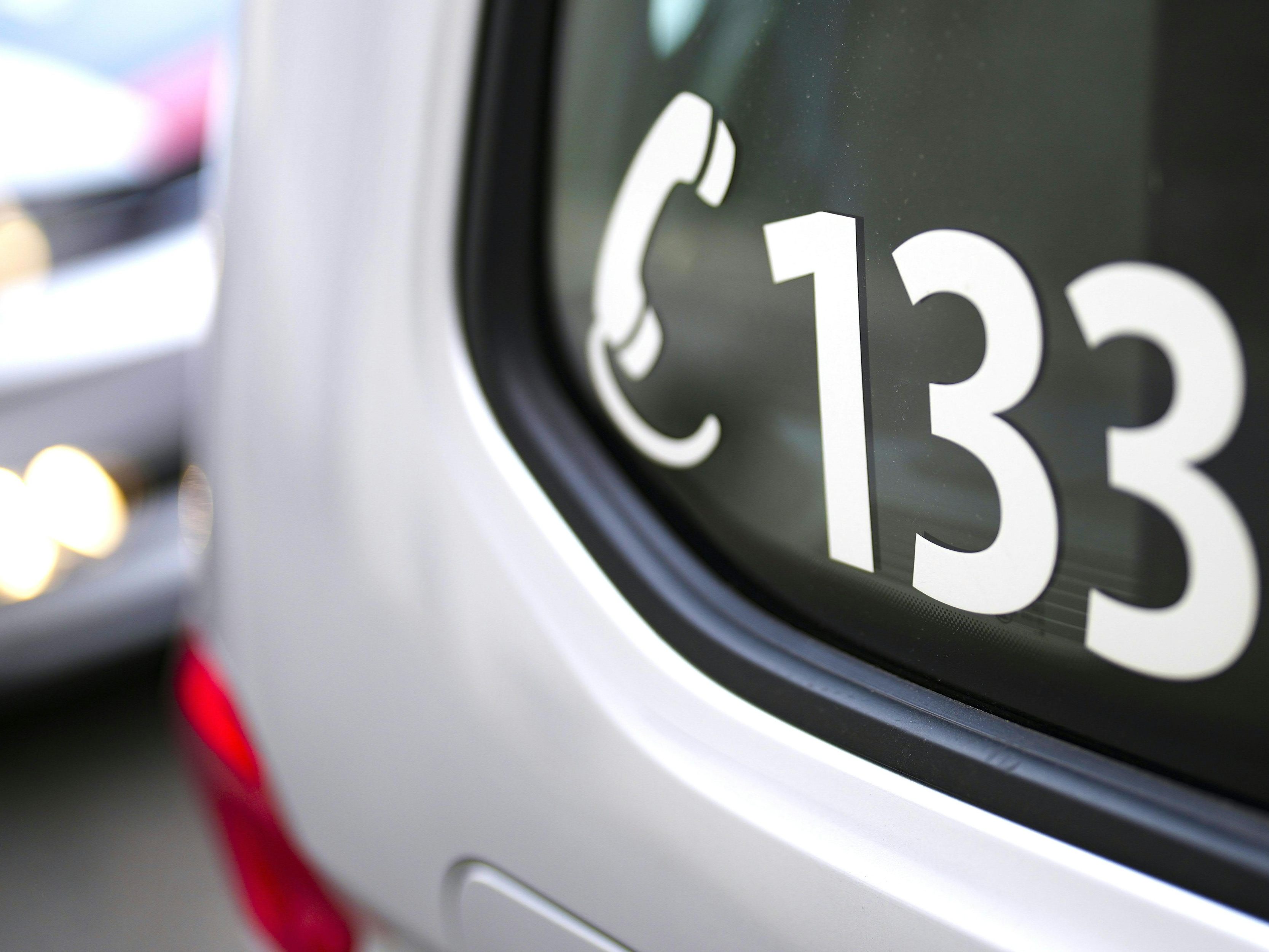 Der Mann wurde auf freiem Fuß angezeigt.