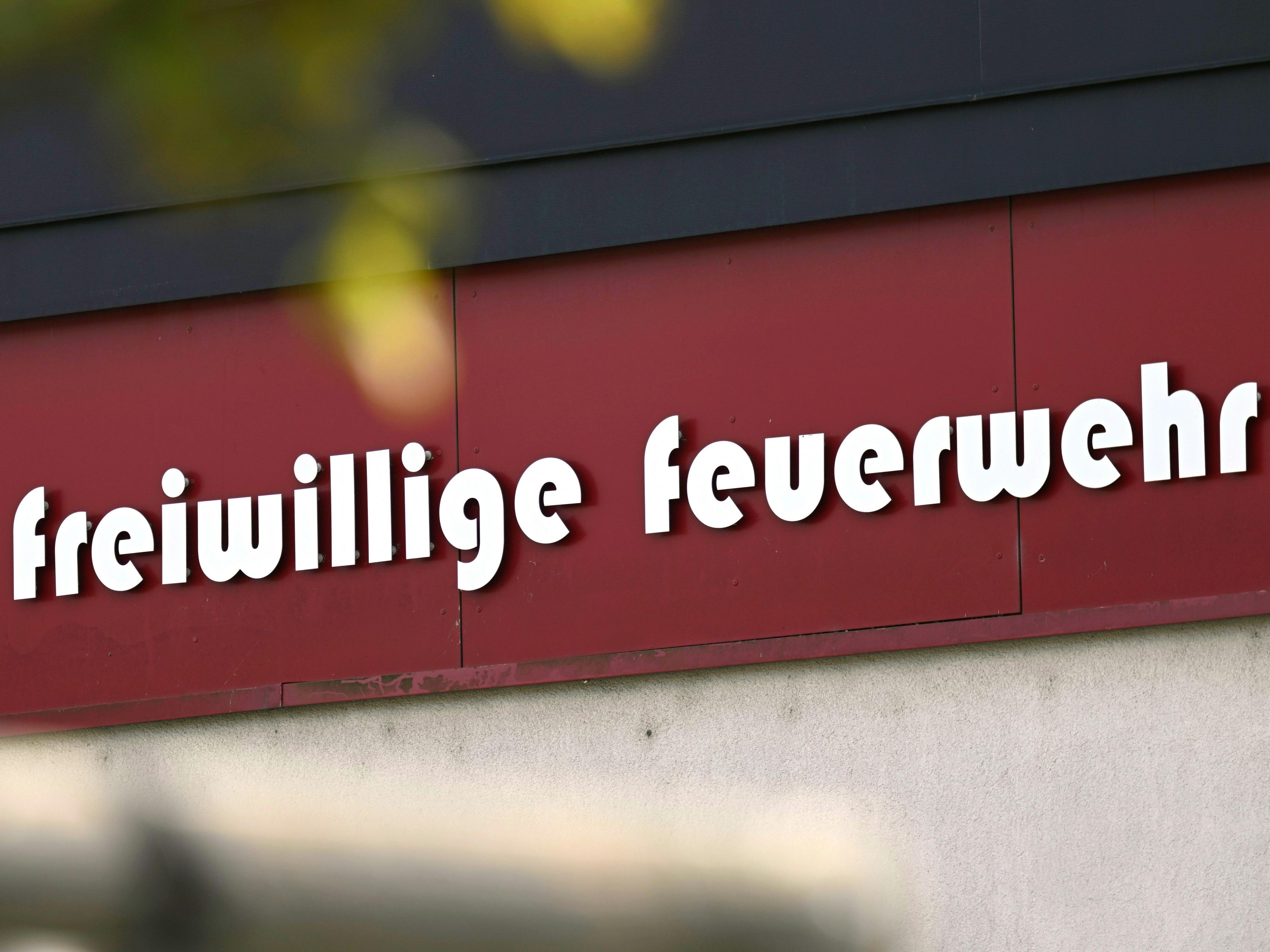 Ein Großbrand auf einem Bauernhof in OÖ beschäftigte die Feuerwehren.