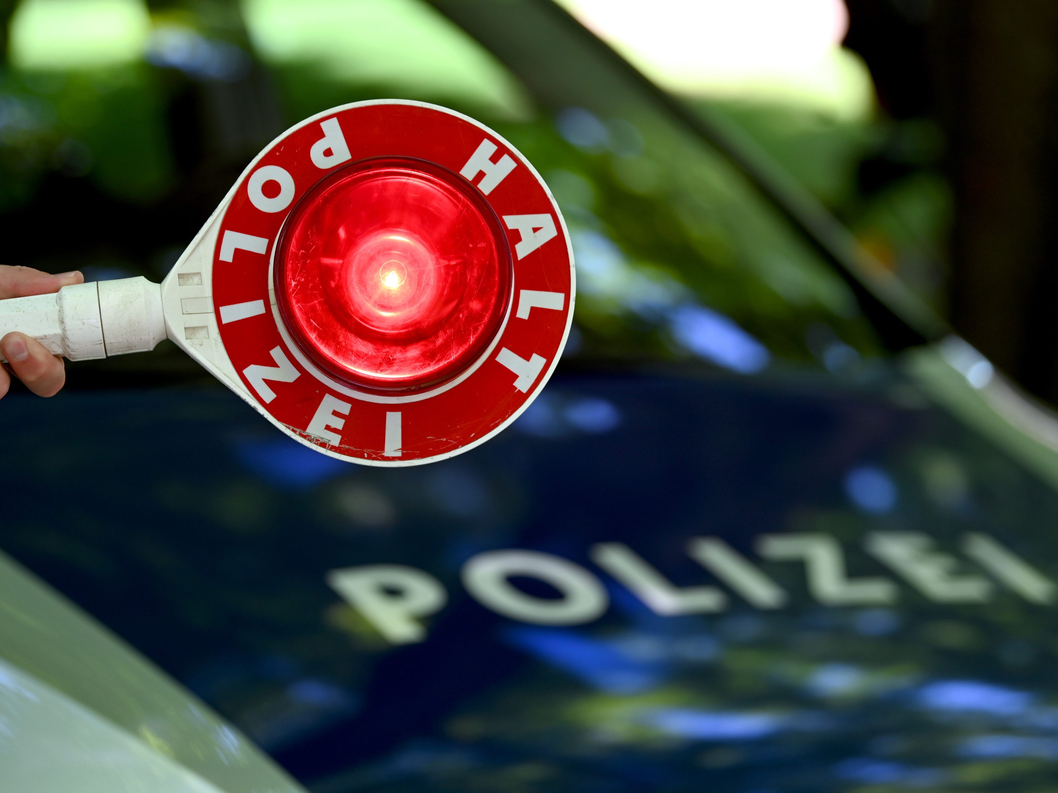 Eine Fahrzeugkontrolle wurde dem enflohenen Häflting zum Verhängnis.