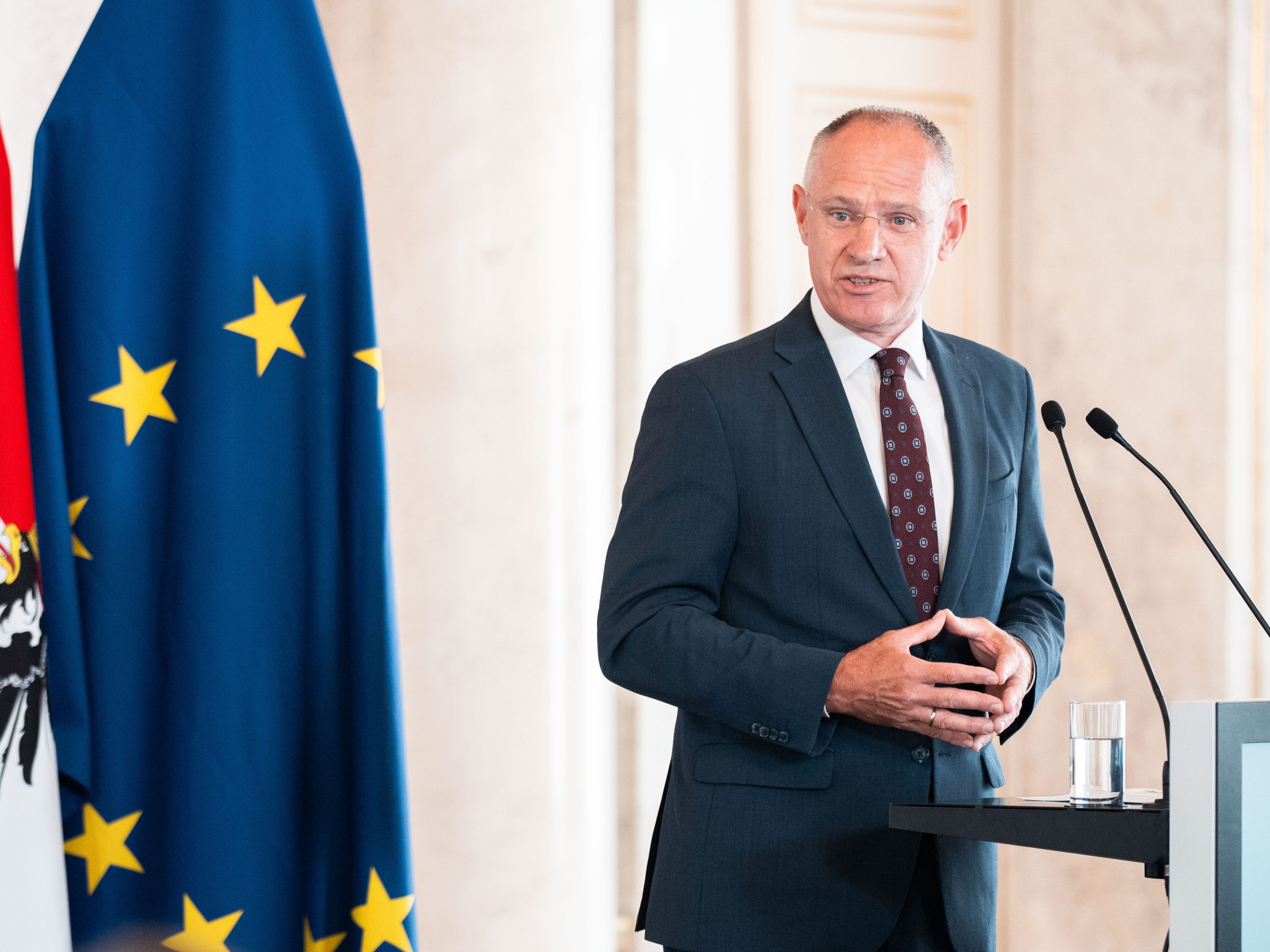 "Die illegale Migration wurde in den letzten Jahren massiv reduziert und geht Richtung Null", so Karner.