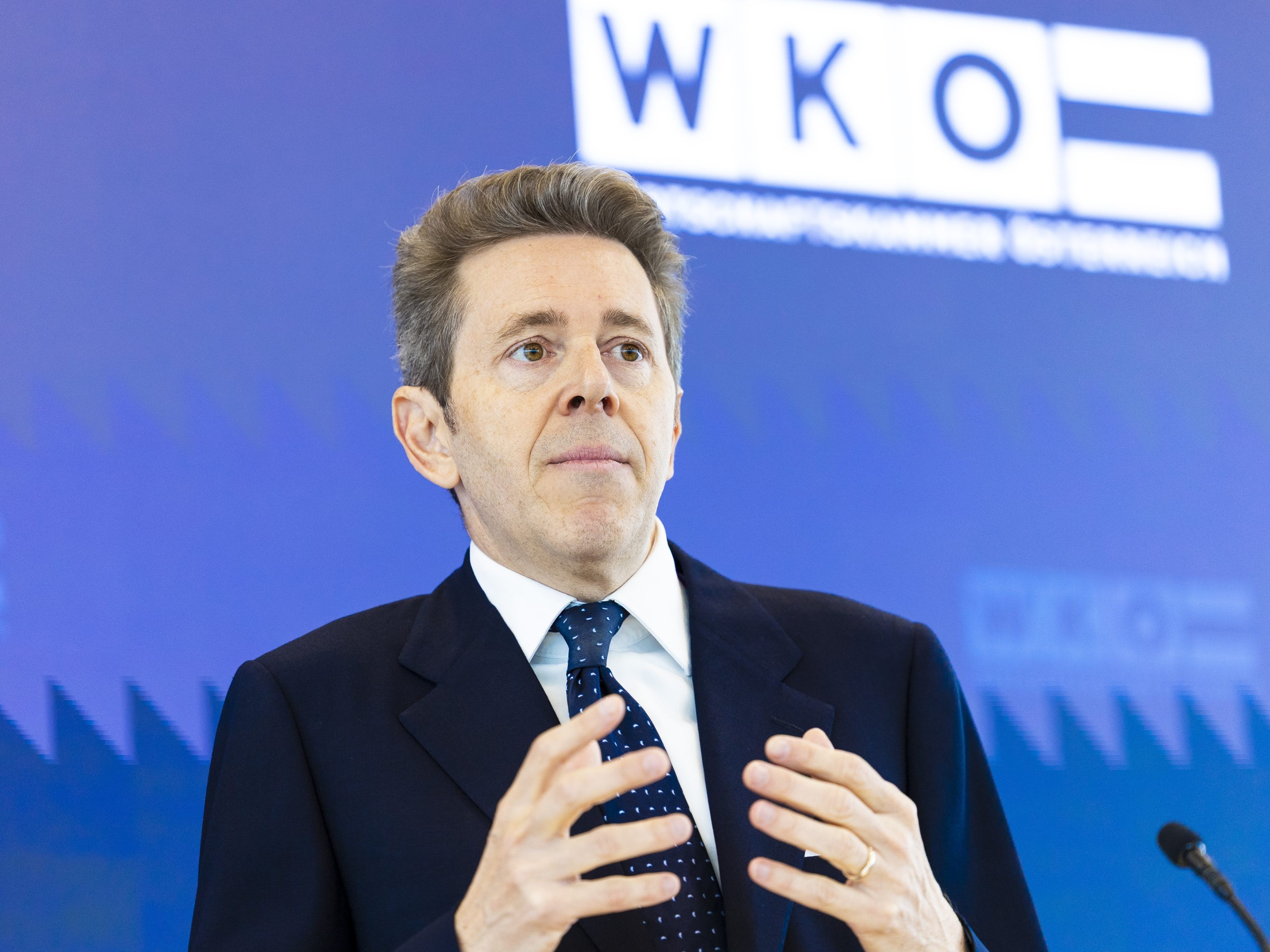 Der Rücktritt werde zeitnah erfolgen.