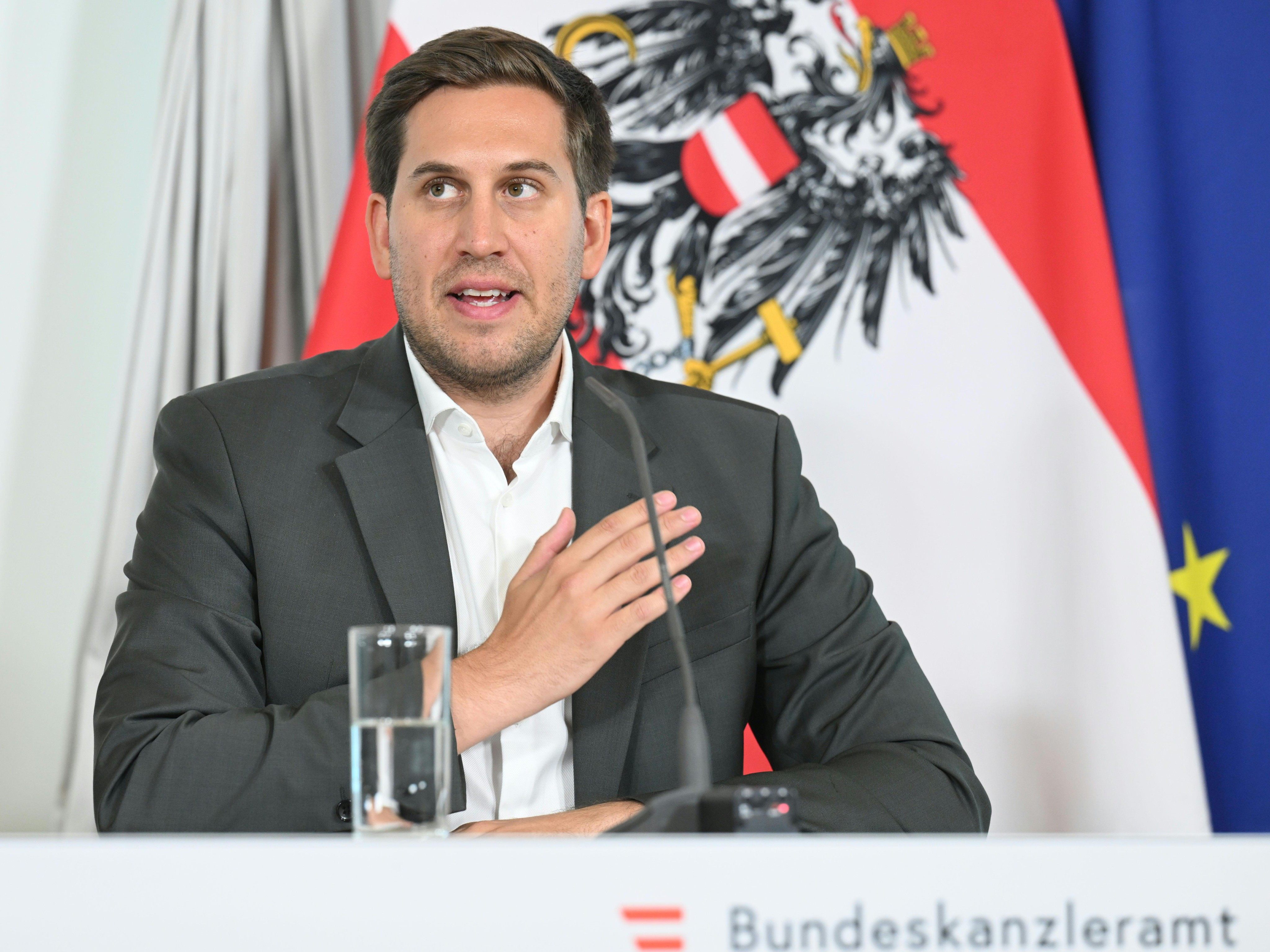 Staatssekretär Alexander Pröll nimmt unter anderem am Pressefoyer nach dem Ministerrat teil.