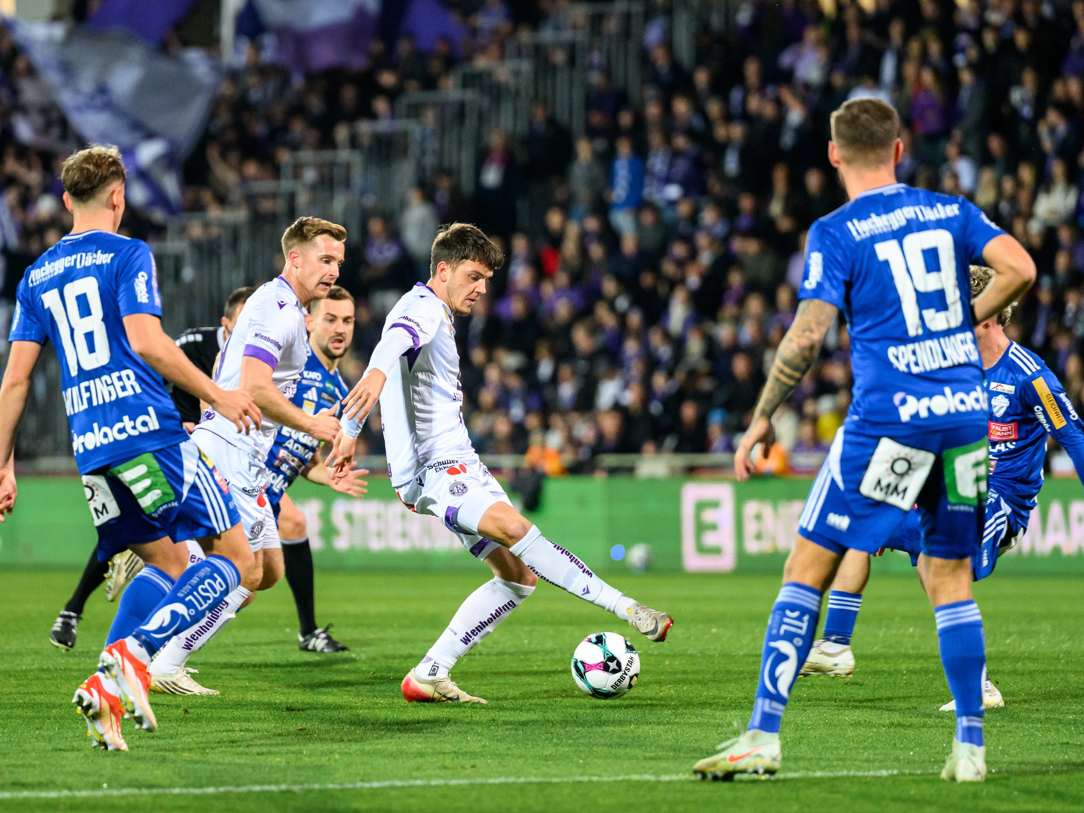 Verletzung setzt Austrias Botic außer Gefecht.