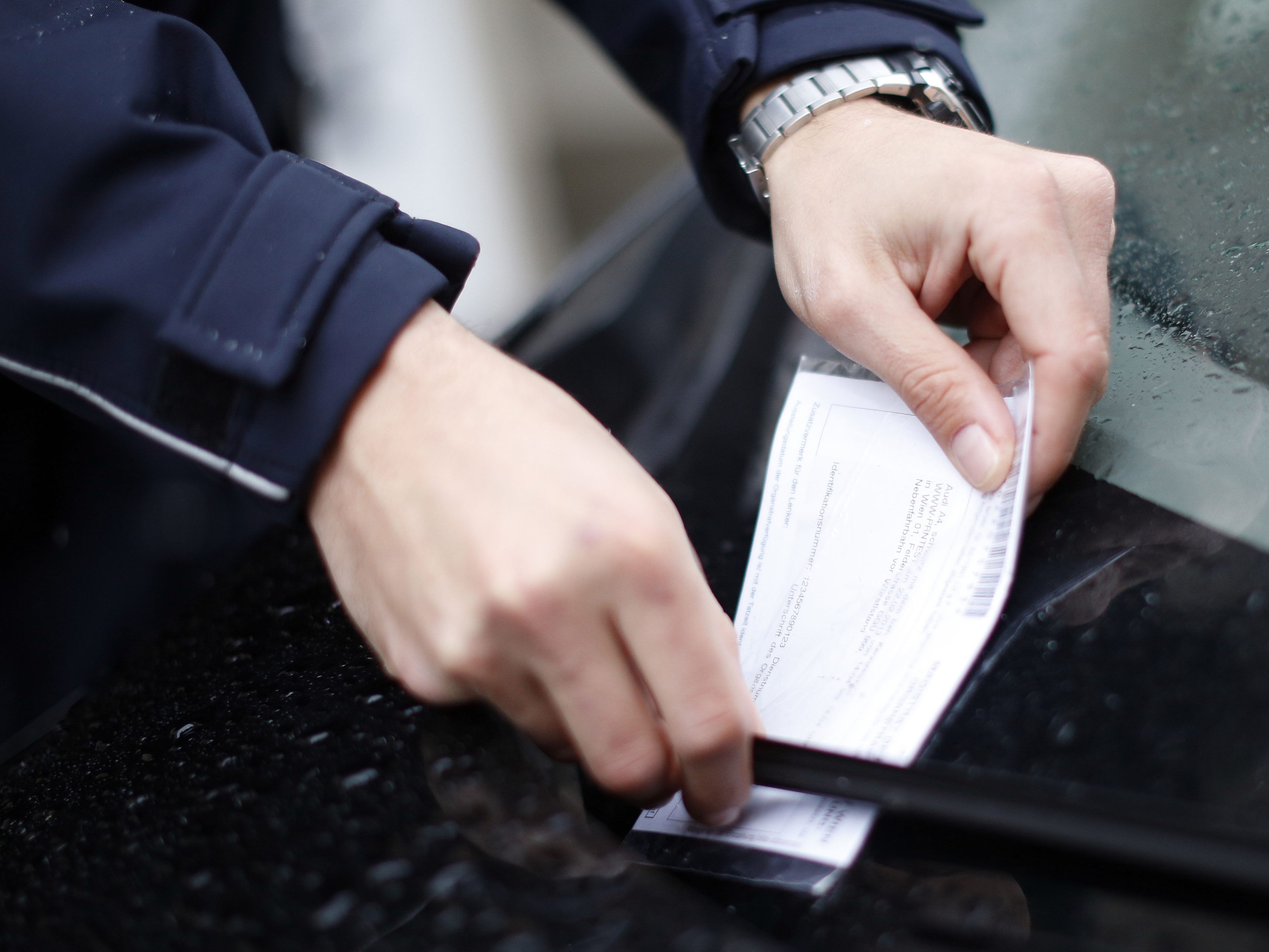 Falschparken in Wien kann im Advent teuer werden.