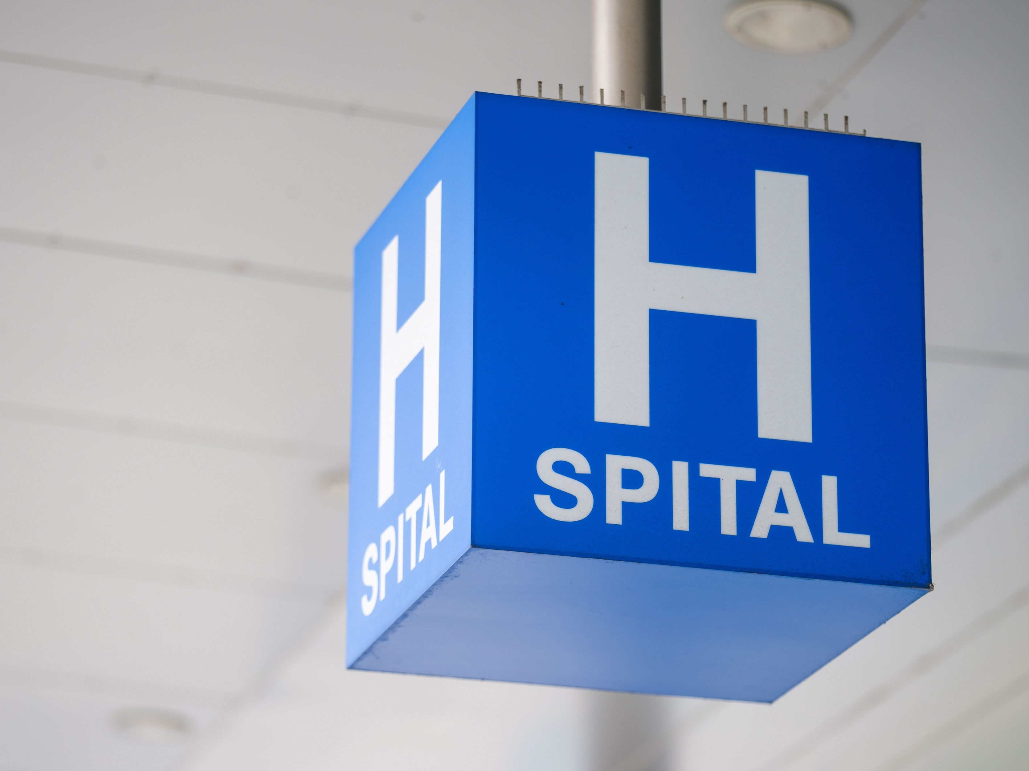 Der Fall zog eine breite Diskussion über die Abläufe und Kapazitäten im Gesundheitssystem nach sich.