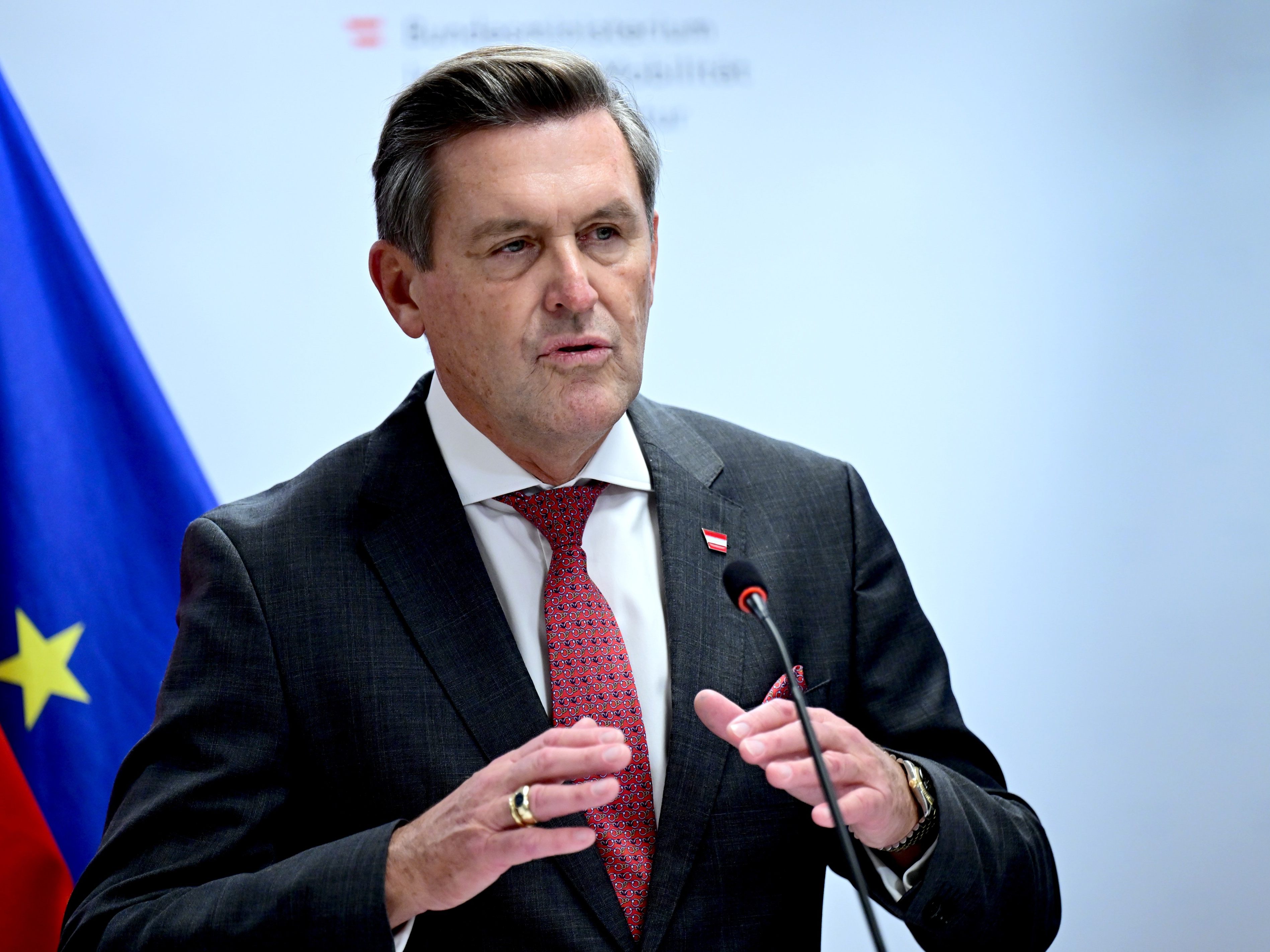 Hanke legt Asfinag-Neubauprojekte vor.