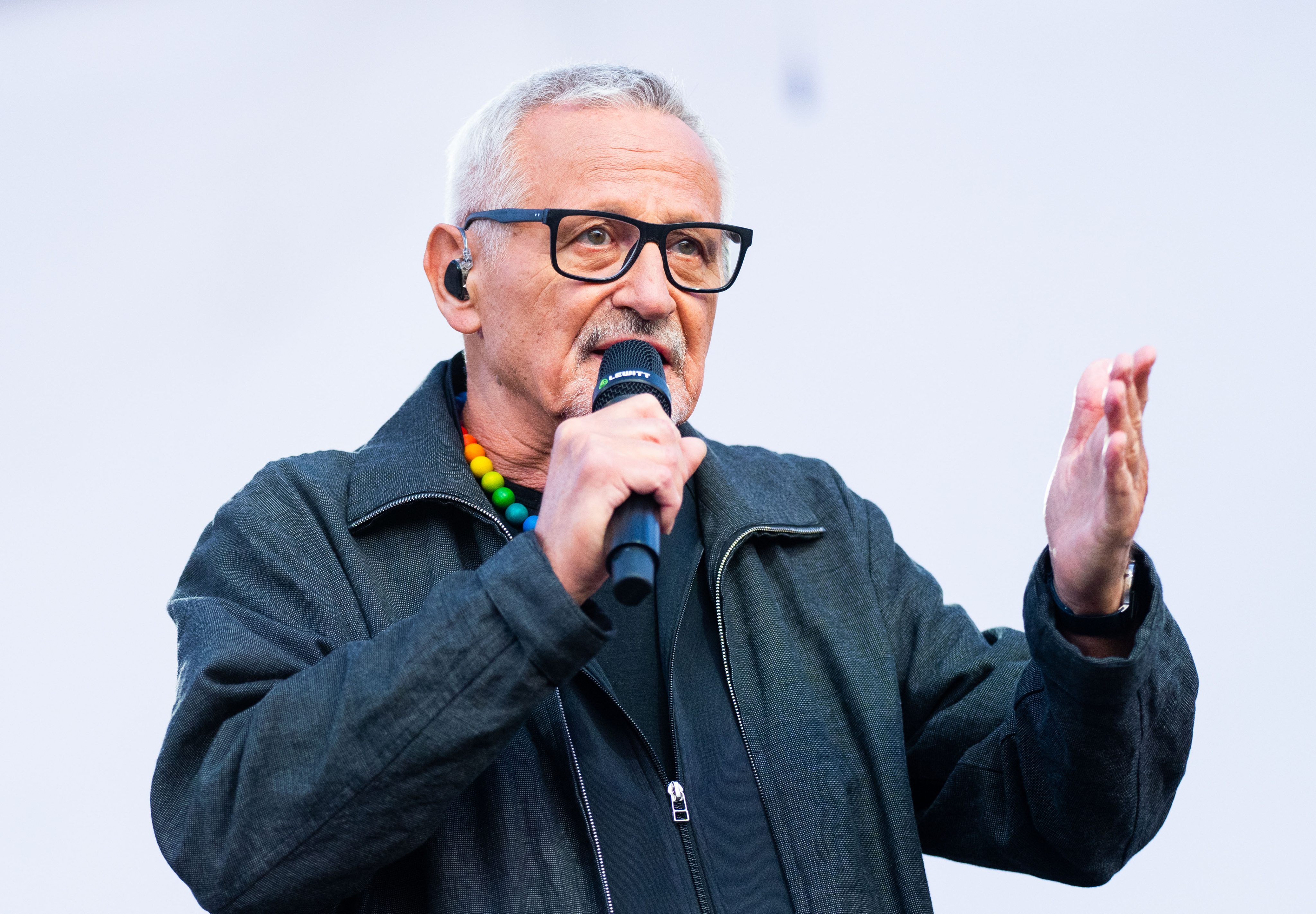 Koncerti Konstantina Weckerja na Dunaju in v Gradcu odpovedani zaradi bolezni