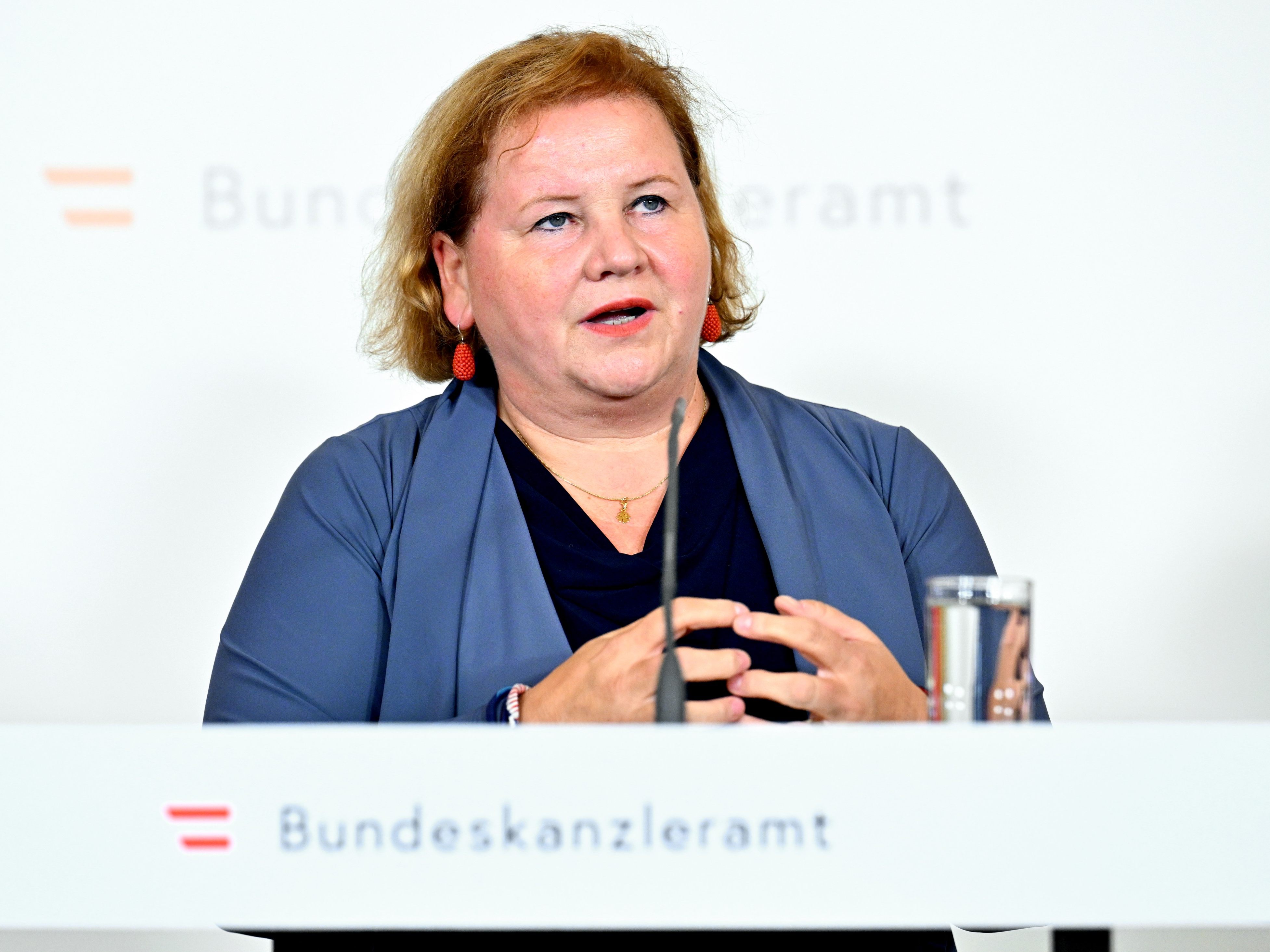 Nach einem dramatischen Todesfall beschließen Bund und Länder eine umfassende Gesundheitsreform.