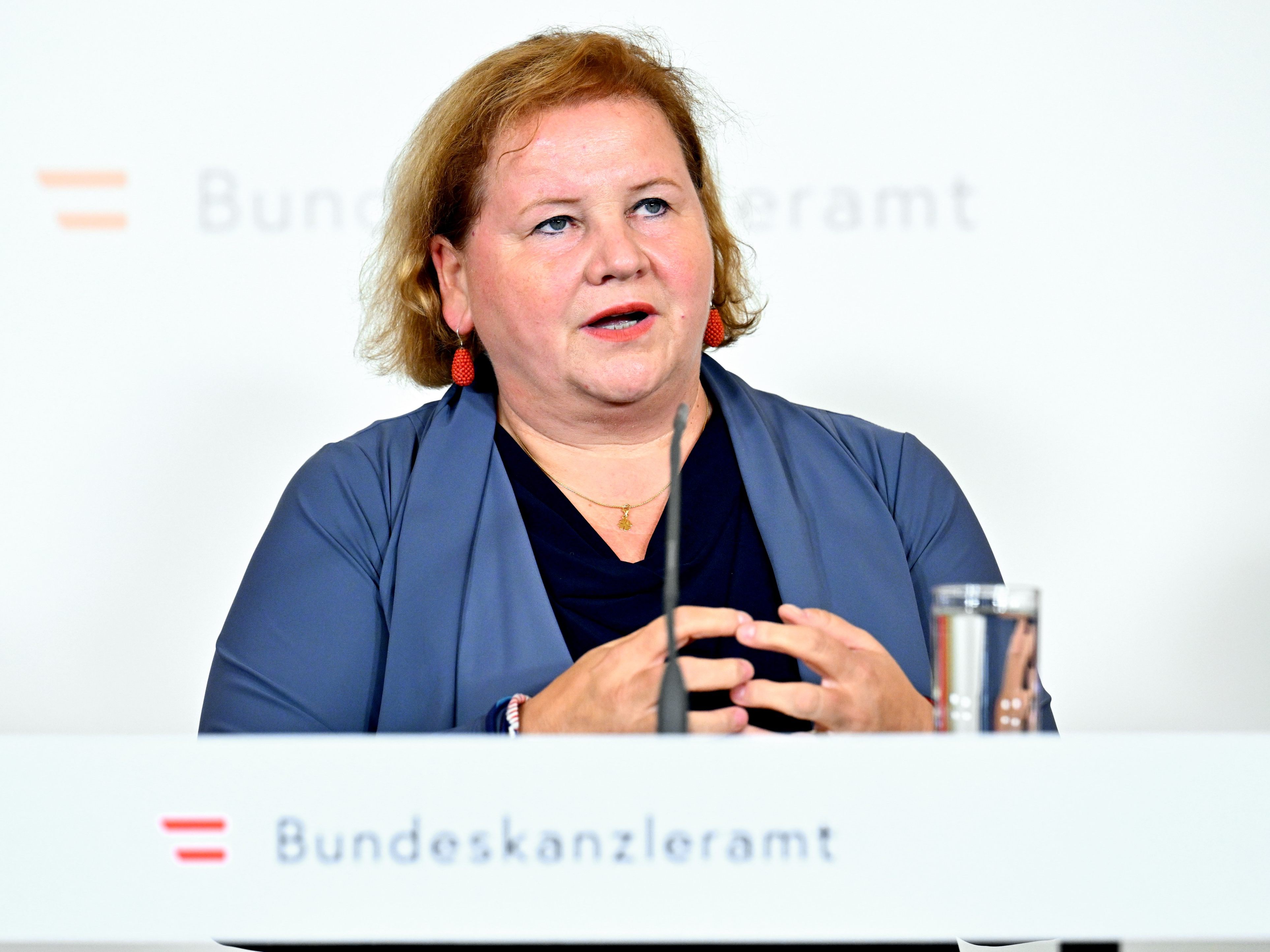 Die Regierung peilt eine einheitlichere Qualität bei der 24-h-Betreuung an.