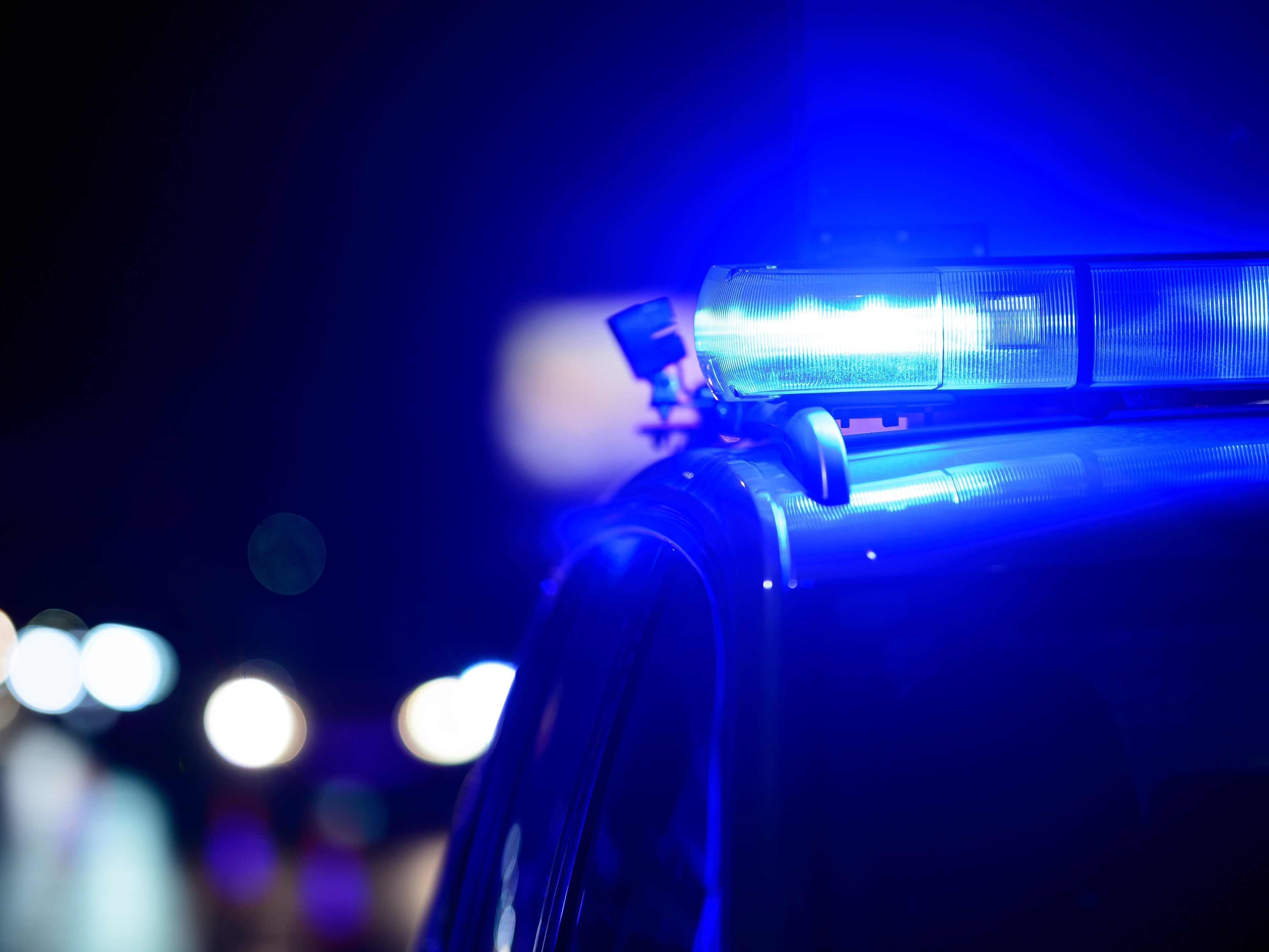 Der Mann wird angezeigt.