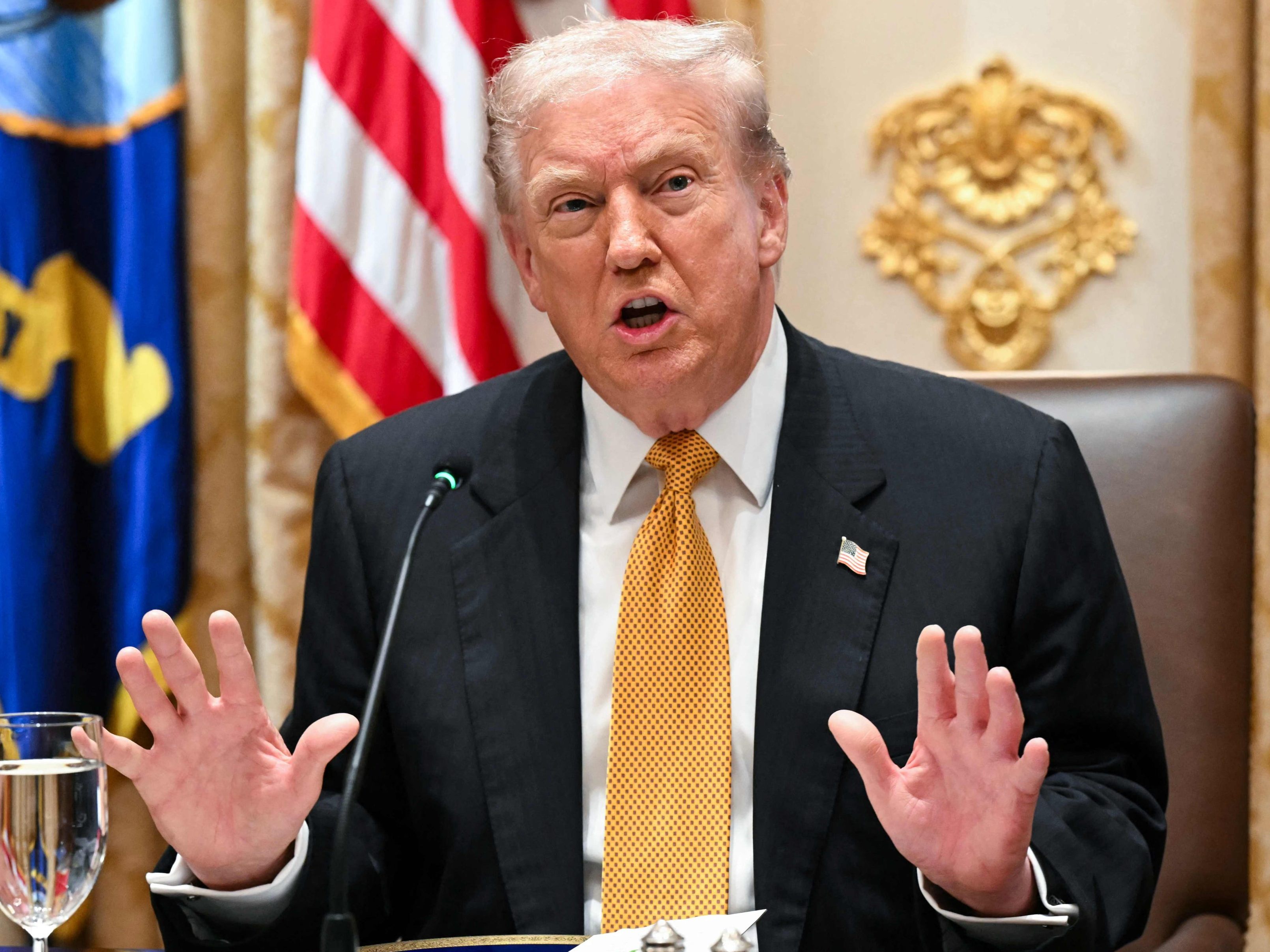 Donald Trump während einer Rede im Weißen Haus. In einer Ansprache nennt Donald Trump den Angriff auf Nationalgardisten einen "Akt des Terrors".