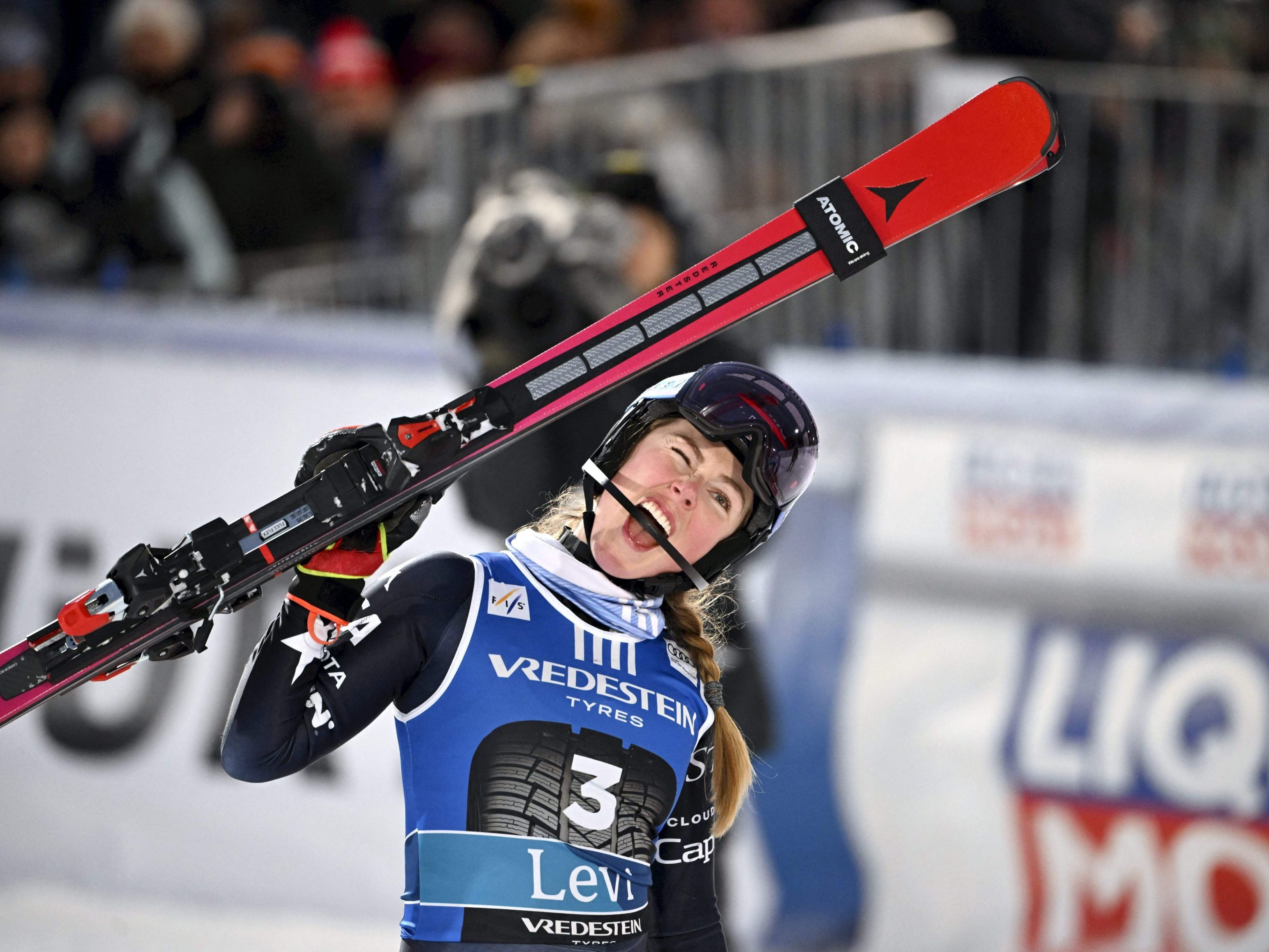 Mikaela Shiffrin holt sich den Sieg in Levi
