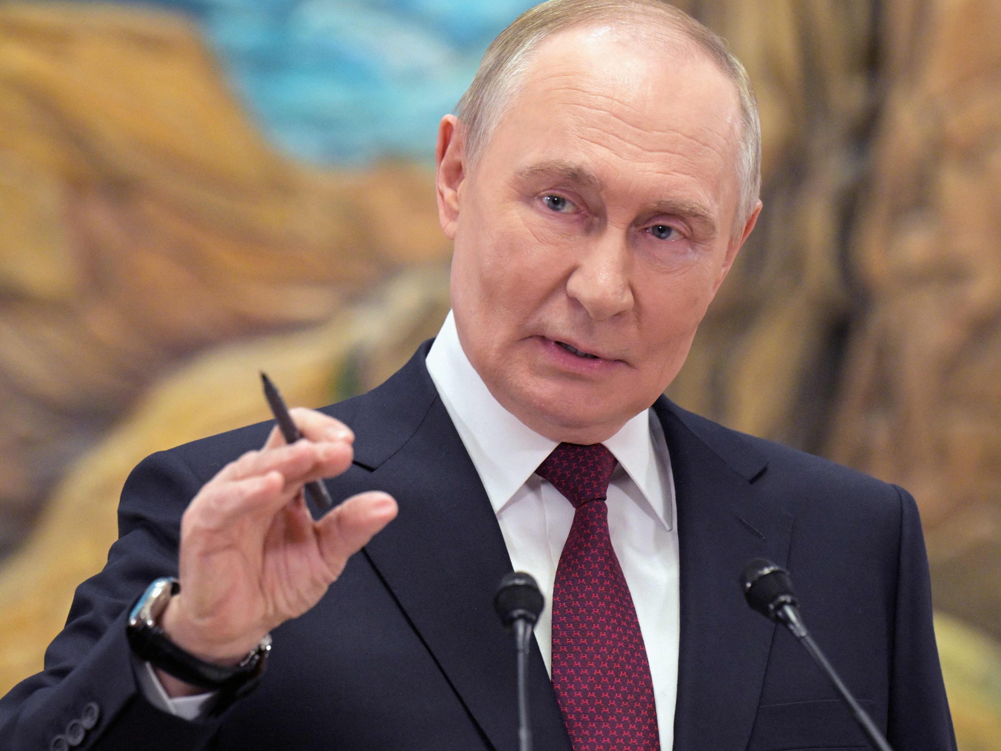 Es sein "Blödsinn", dass Russland vorhabe, Europa zu überfallen.