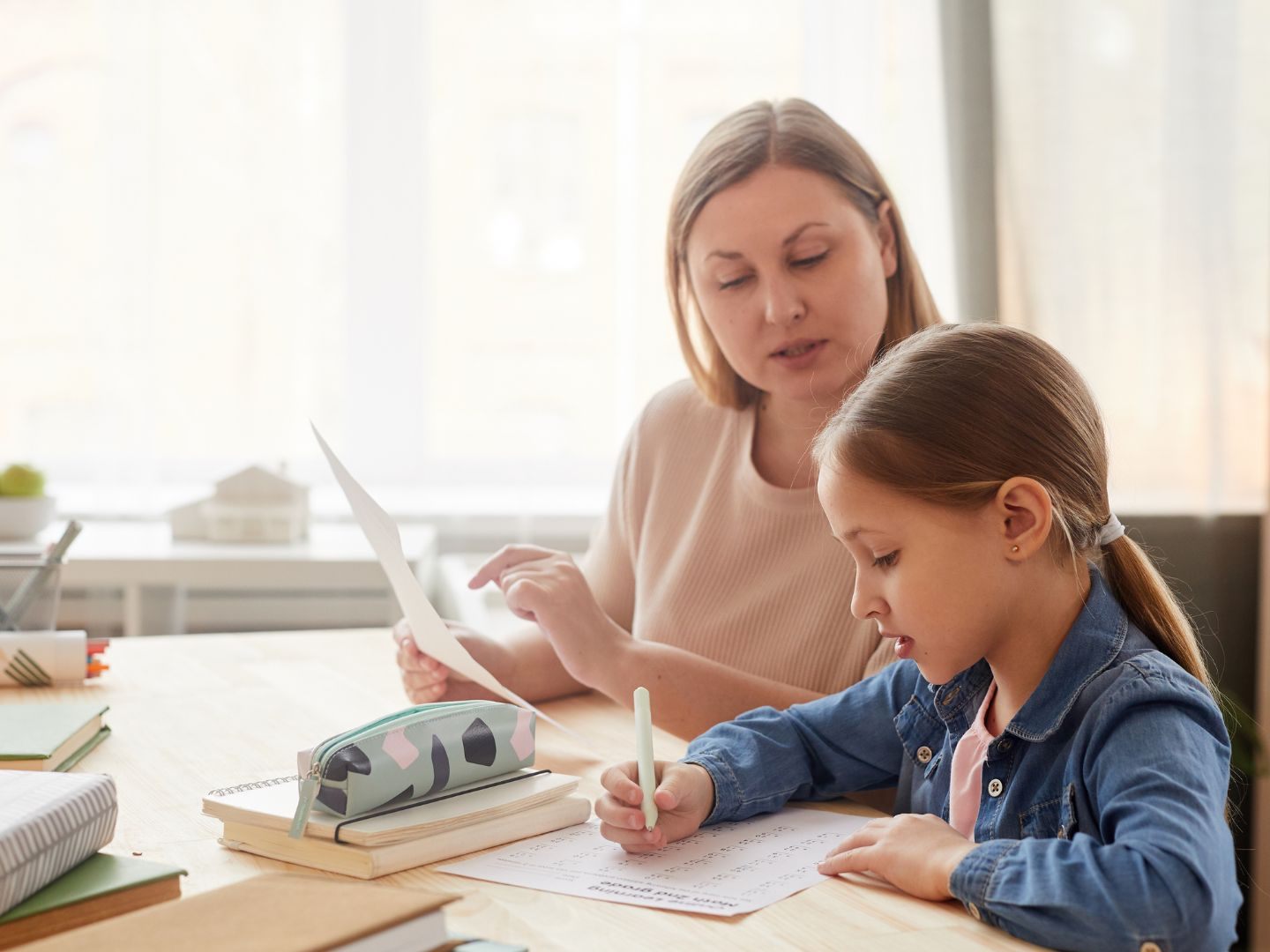 Über 46.000 Schüler verstehen ihre Lehrer kaum. Besonders dramatisch ist die Lage an Volksschulen.