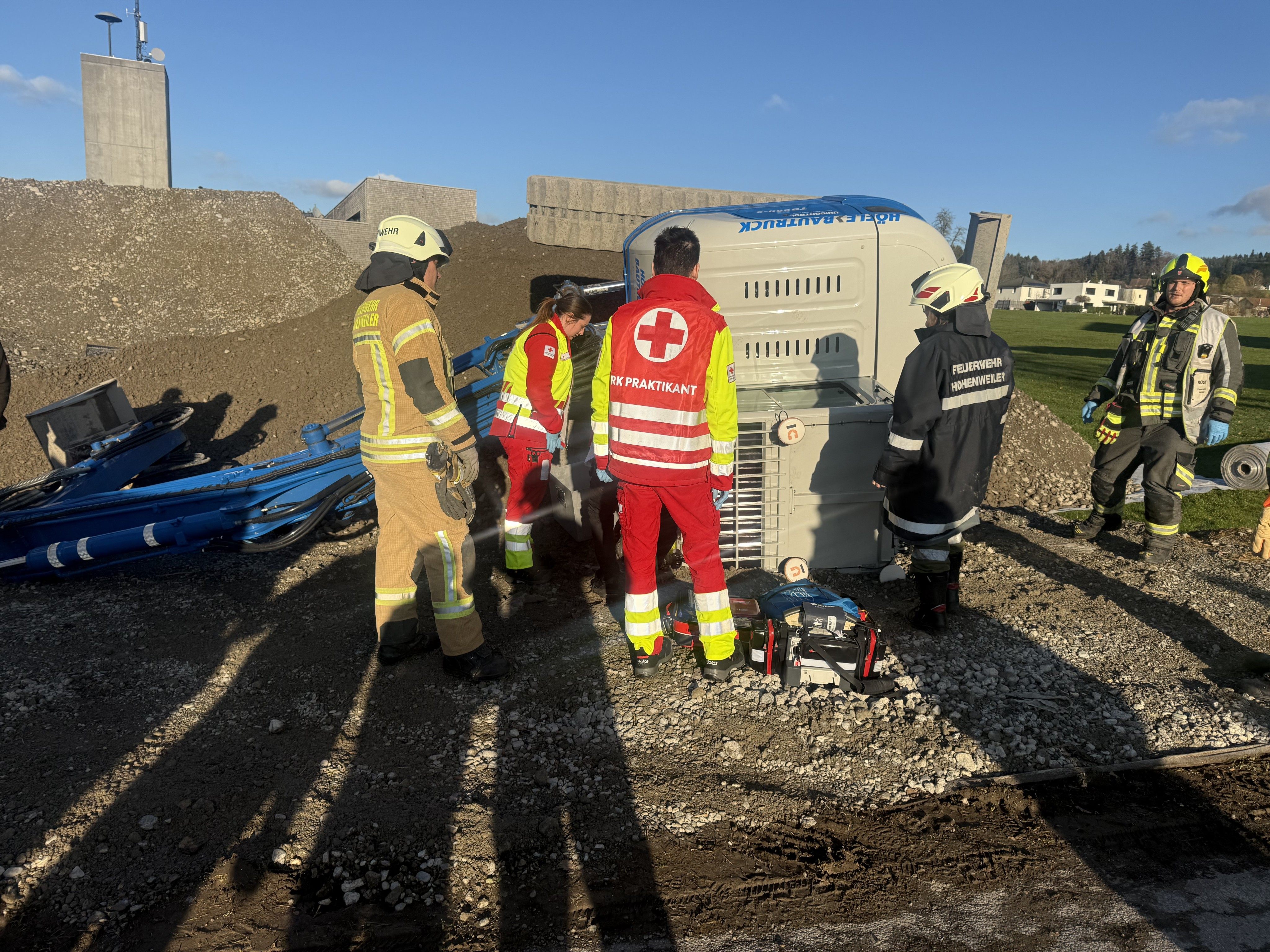 Mann bei Arbeitsunfall in Hohenweiler verletzt.