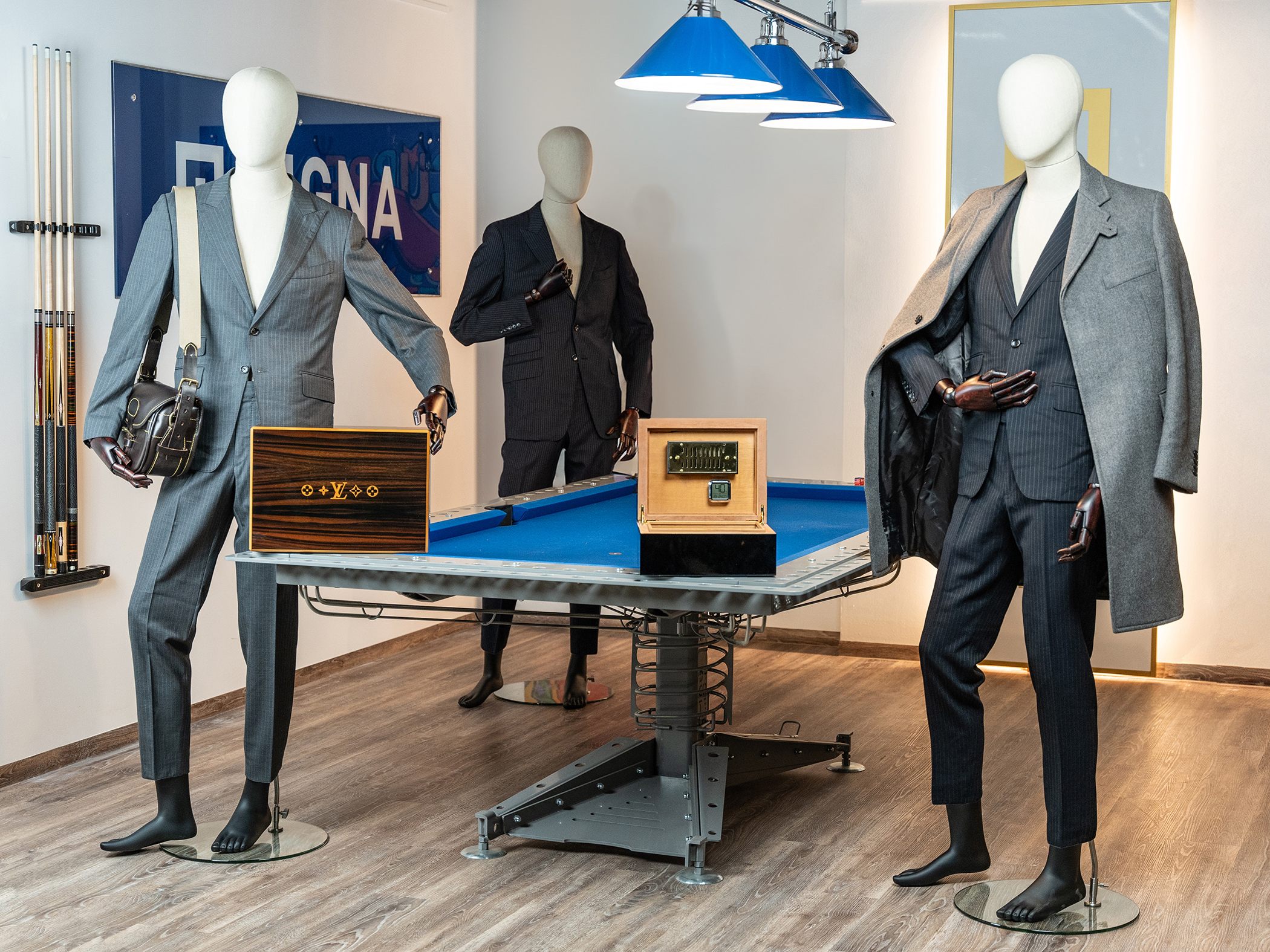 Rene Benkos Anzüge und Zigarren-Boxen kommen unter den Hammer.