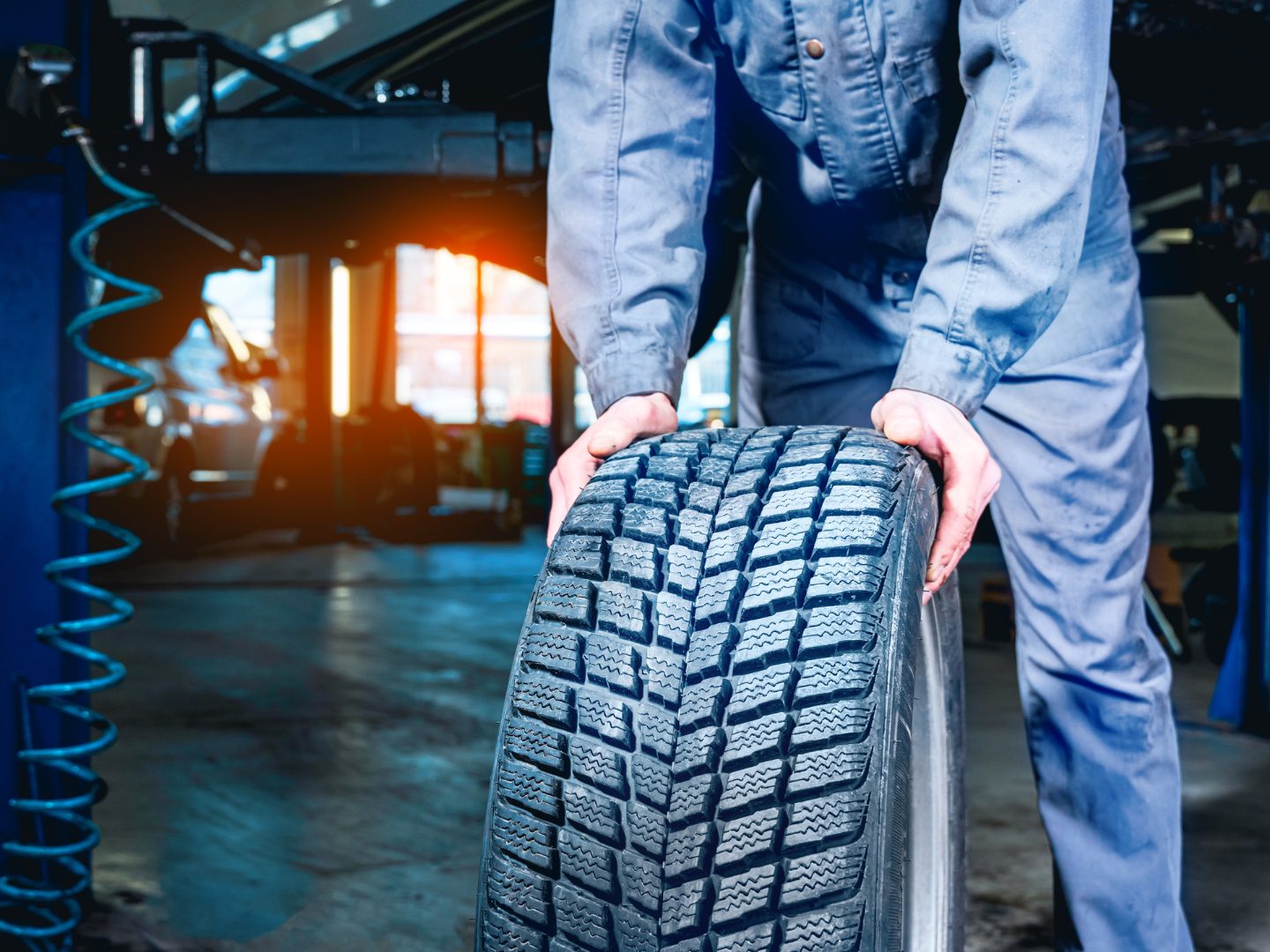 Viele Autofahrer glauben, mit Ganzjahresreifen sei kein Aufwand mehr nötig.