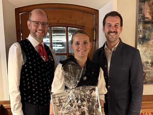 Ehrung im Rahmen des 100-jährigen Jubiläums der Trachtengruppe Bludenz.