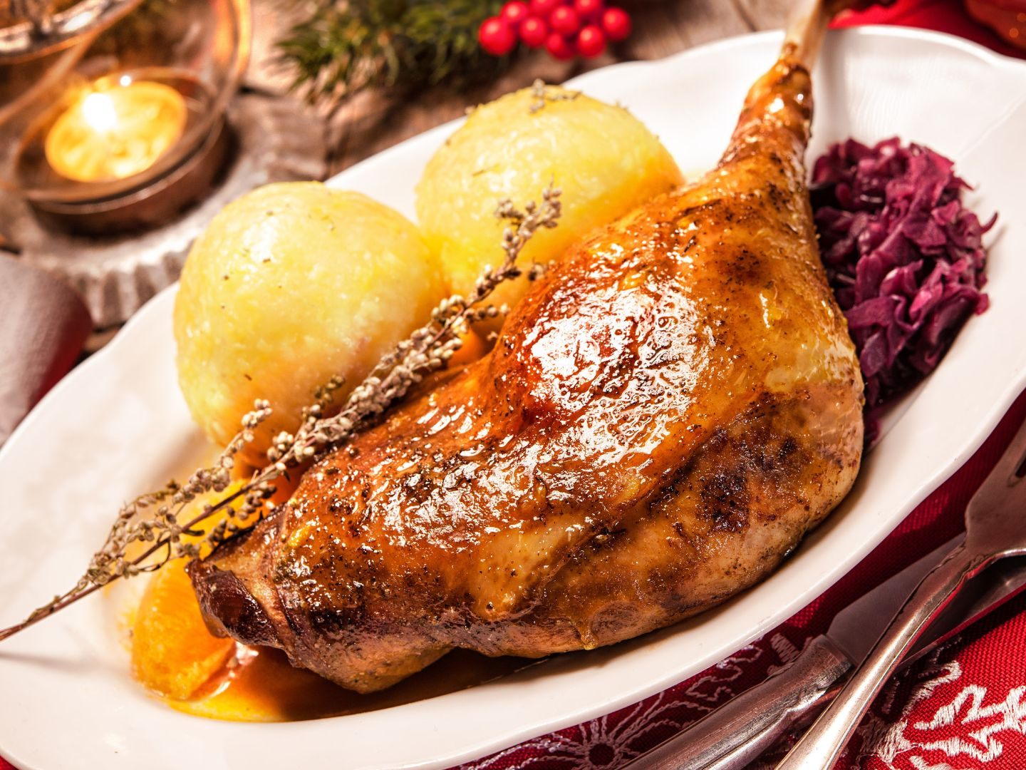 Im Oktogon Am Himmel steht rund um Martini wieder Bio-Gans auf der Speisekarte.