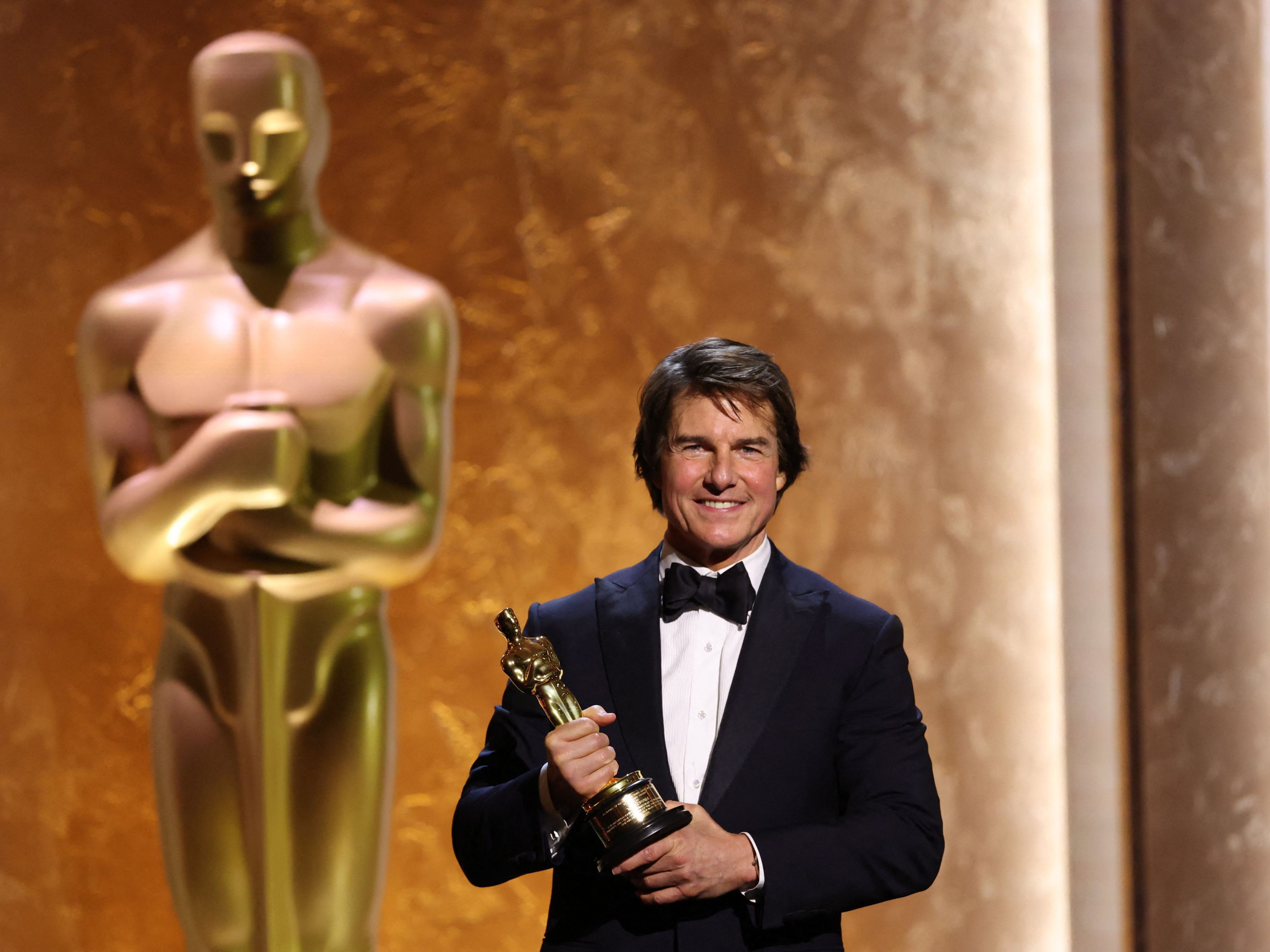 Hollywood-Star Tom Cruise hat bei der Governors Awards-Gala in Los Angeles einen Ehren-Oscar bekommen.