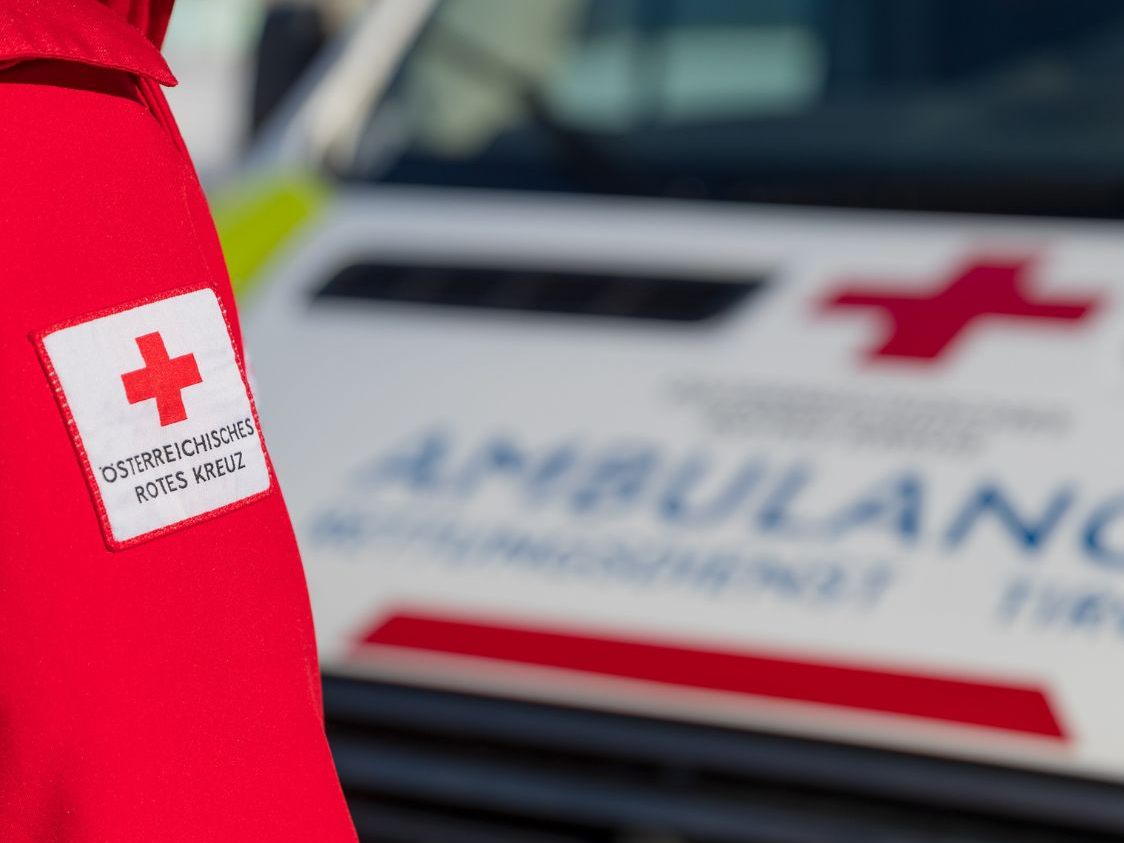 Fahrerflucht in Gaißau: Fußgänger von SUV erfasst. (Symbolbild)