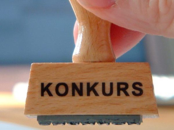 Die "H & B Holding" hat Konkurs angemeldet.