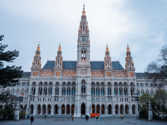 Das Rathaus hat einen Regierungskommissär bestellt