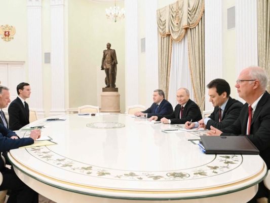 Steve Witkoff und Jared Kushner bei Wladimir Putin im Kreml