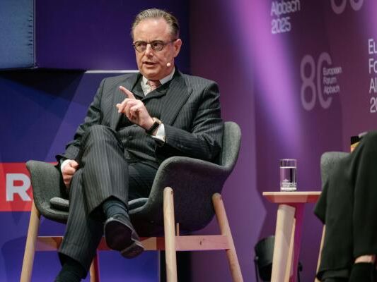 Belgiens Premier De Wever meldet Bedenken an