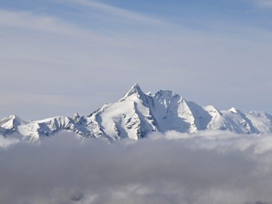 Eine 33-Jährige starb bei einer Winterbesteigung des Großglockner