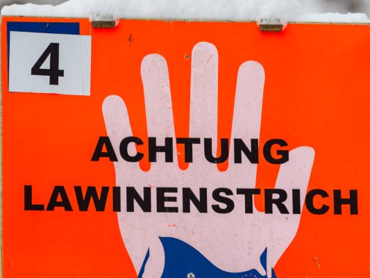 Die Lawine ging im Bereich eines Klettersteiges ab