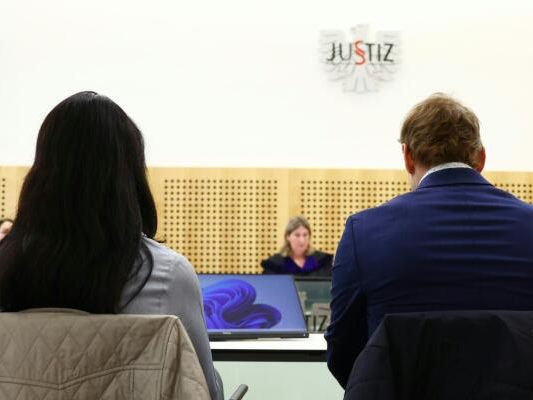 Prozess gegen zwei Ärzte wegen leichter Körperverletzung