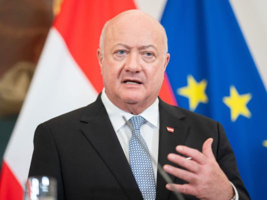 Stockers Ankündigung wird nun Tatsache