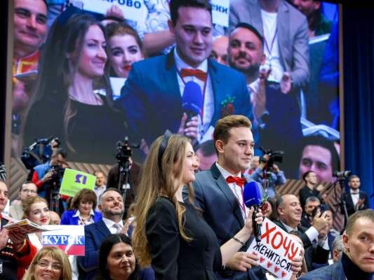 "Oletschka, heirate mich!"