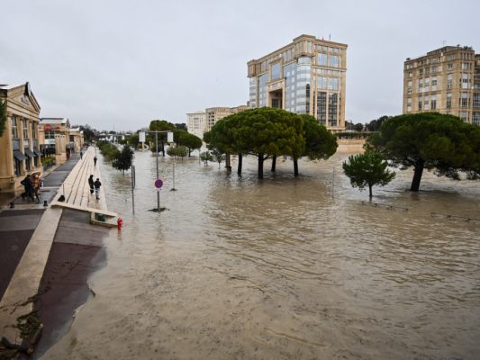 Teile von Montpellier unter Wasser
