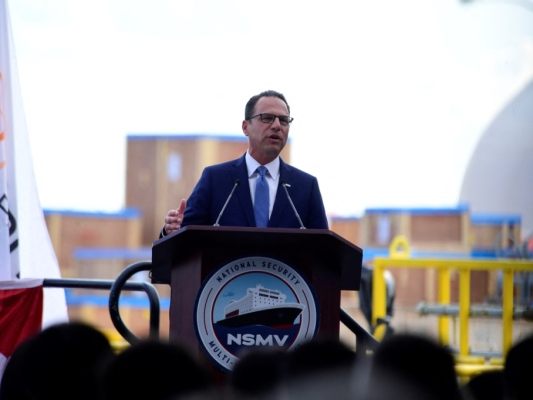 Pennsylvanias Gouverneur Josh Shapiro lobte den Feuerwehreinsatz