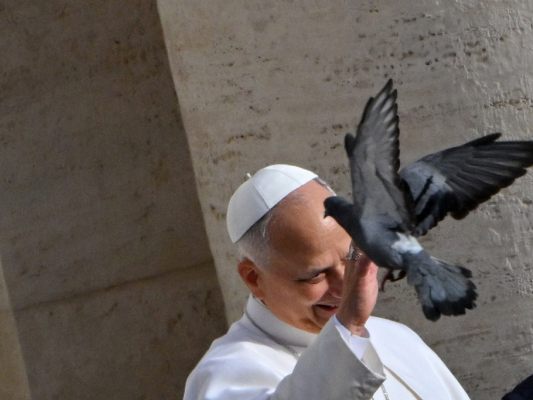 Zehntausende Gläubige werden auf dem Petersplatz erwartet