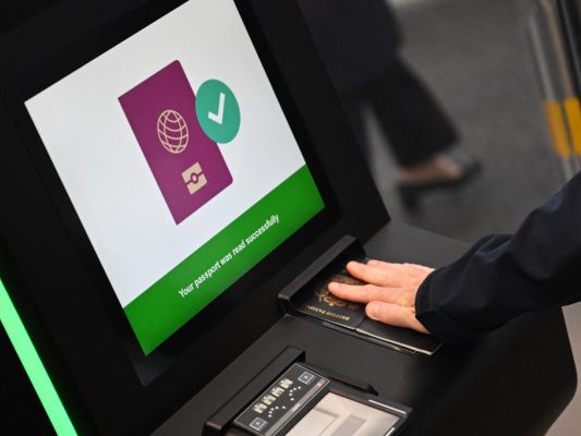 13,3 Millionen Ein- und Ausreisen bisher registriert