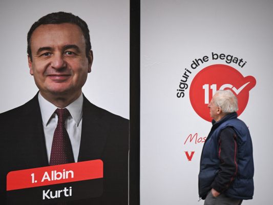 Ministerpräsident Kurti hofft auf absolute Mehrheit