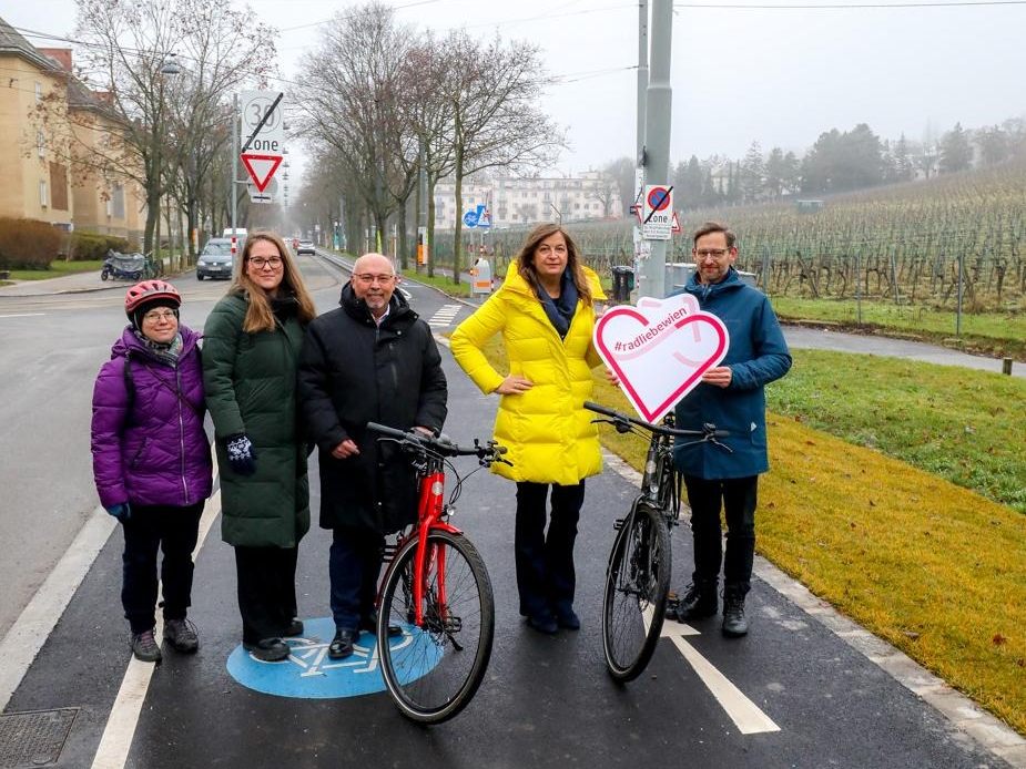 Der Radweg entlang der Alszeile ist eröffnet.