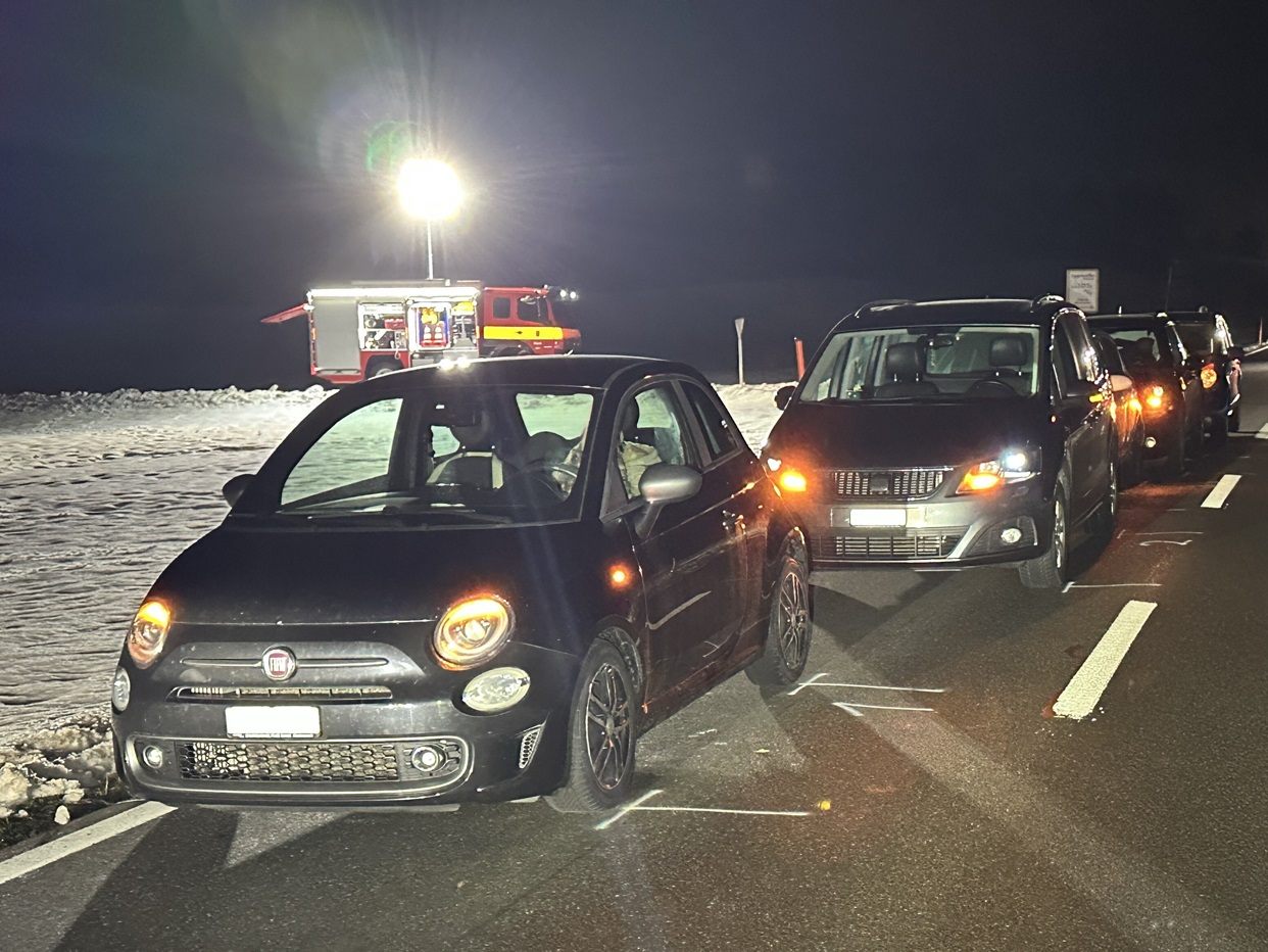 Zwei Kollisionen nahe Appenzell – Rettung und Feuerwehr im Einsatz