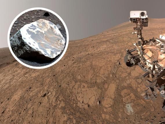 Mars-Gesteinsbrocken in weißer Farbe im Jezero-Krater verblüffen Wissenschaftler.
