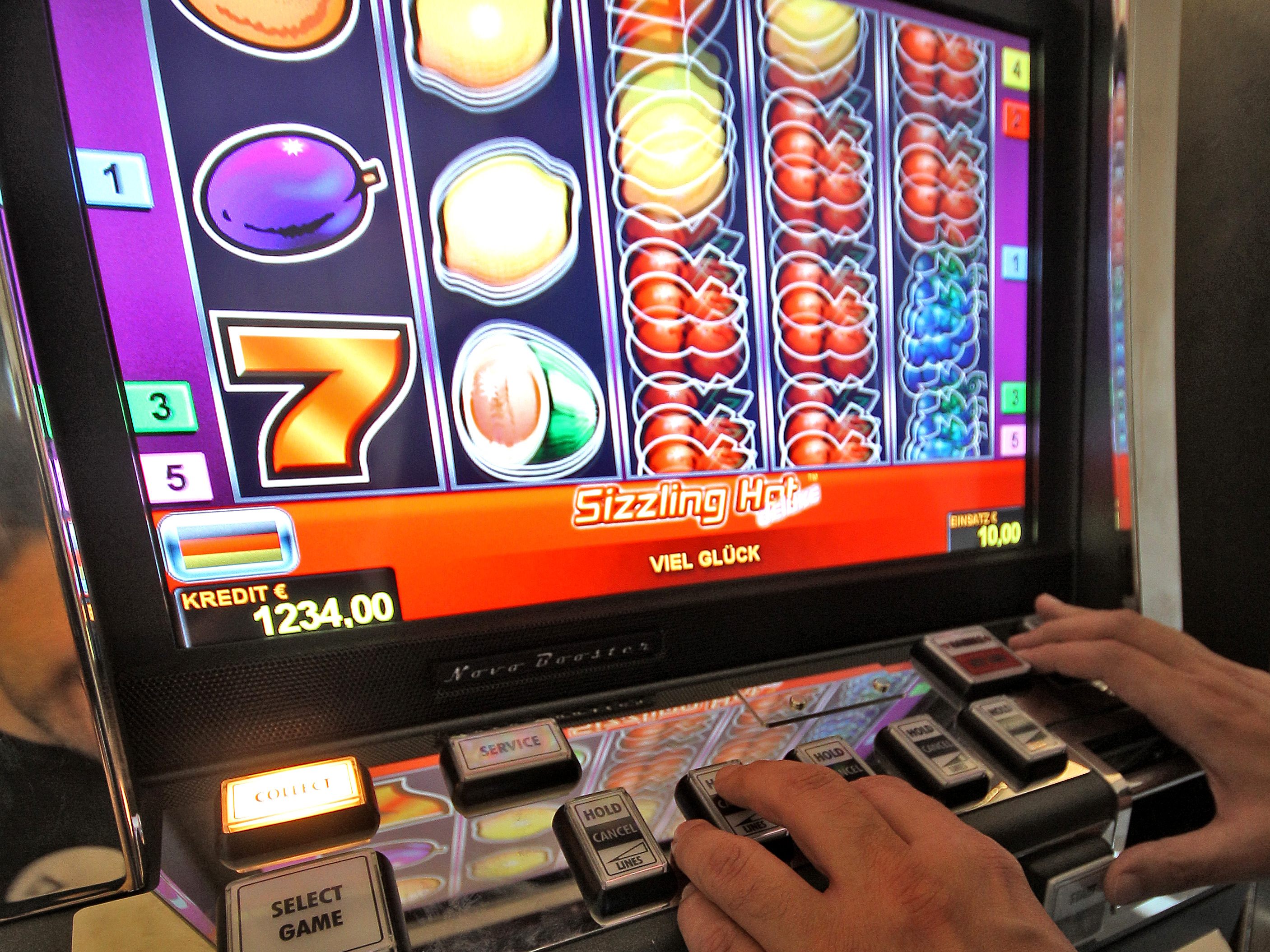 Die Glücksspiel-Reform hält am Monopol fest.