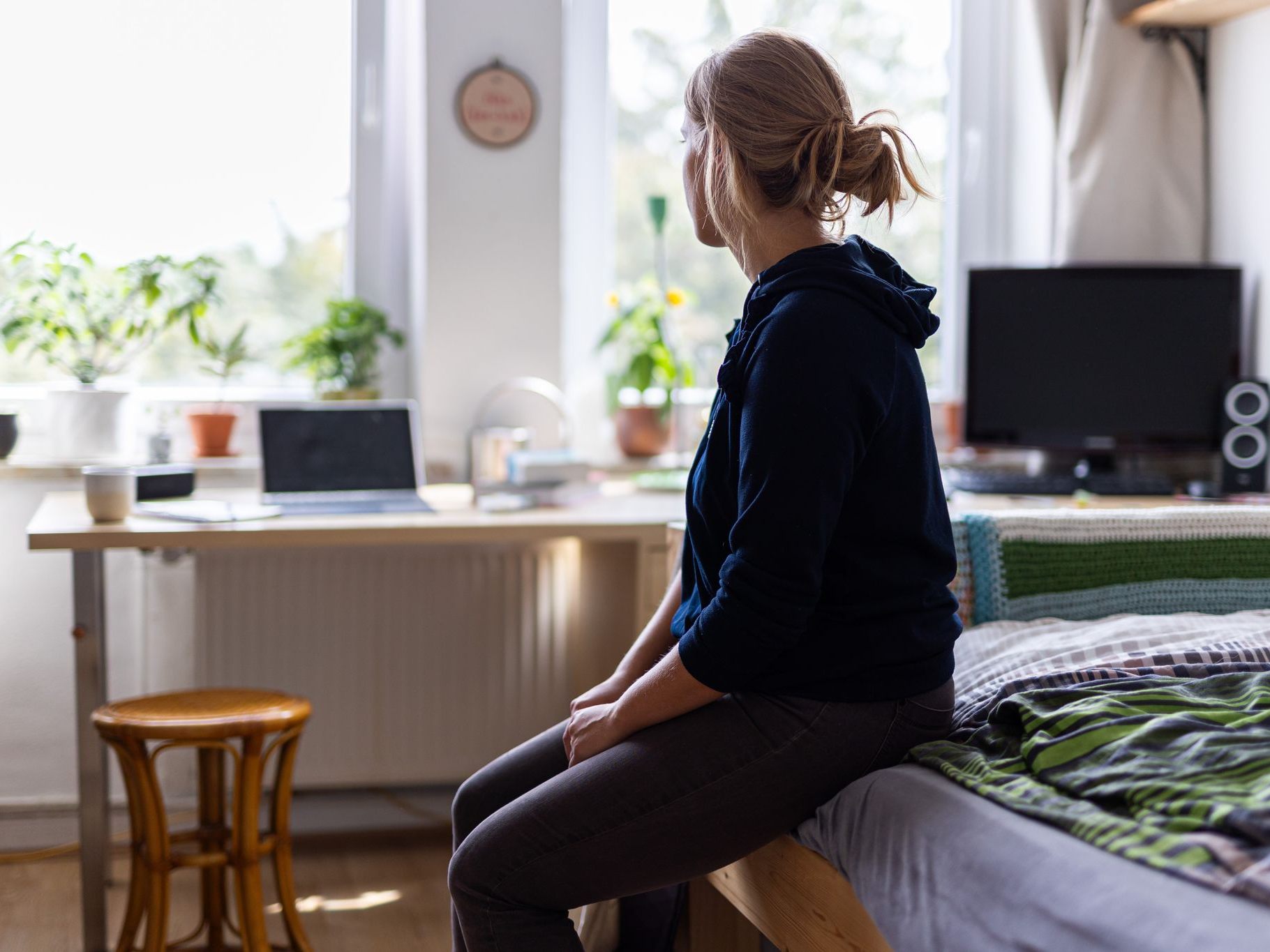 Besonders junge und einkommensschwache Menschen sind betroffen.
