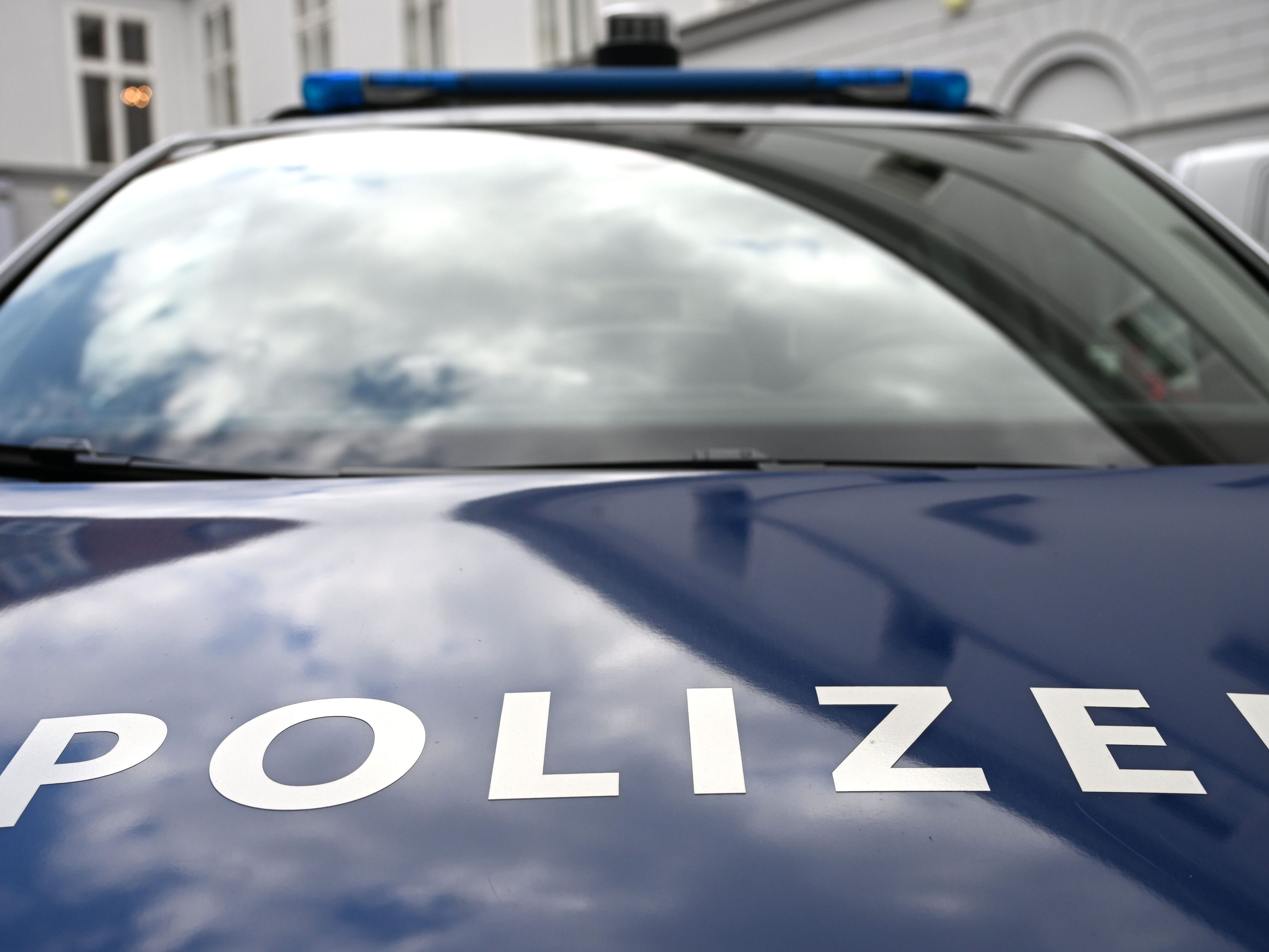 Der 17-Jährige habe sich in einer ersten Befragung geständig gezeigt.